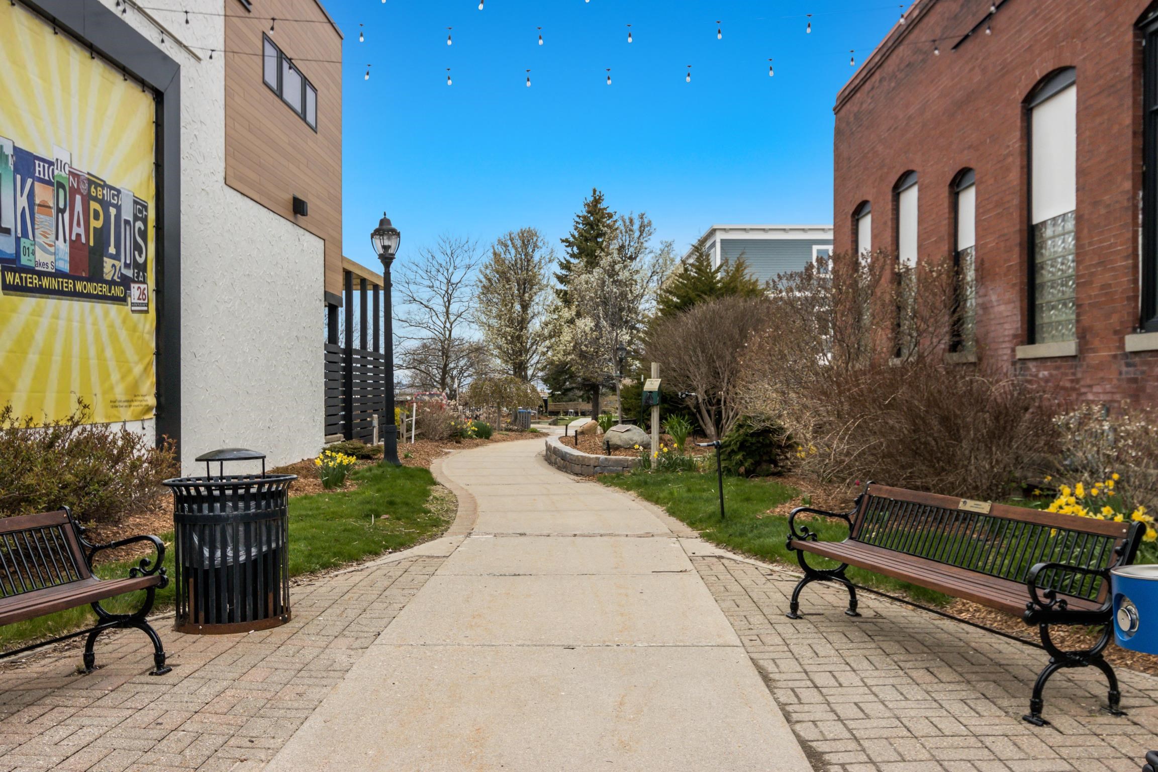 130 River Street Property Photo 15