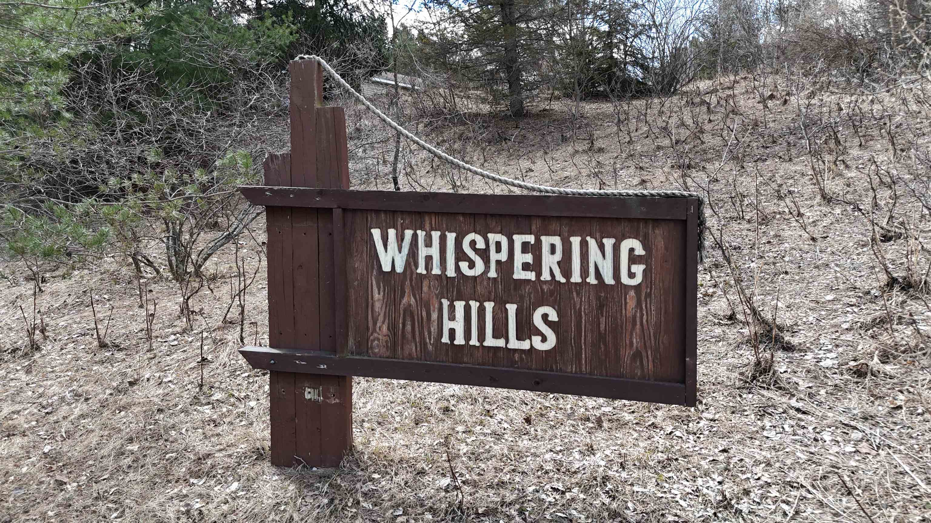 S Whispering Hills Drive Property Photo 4