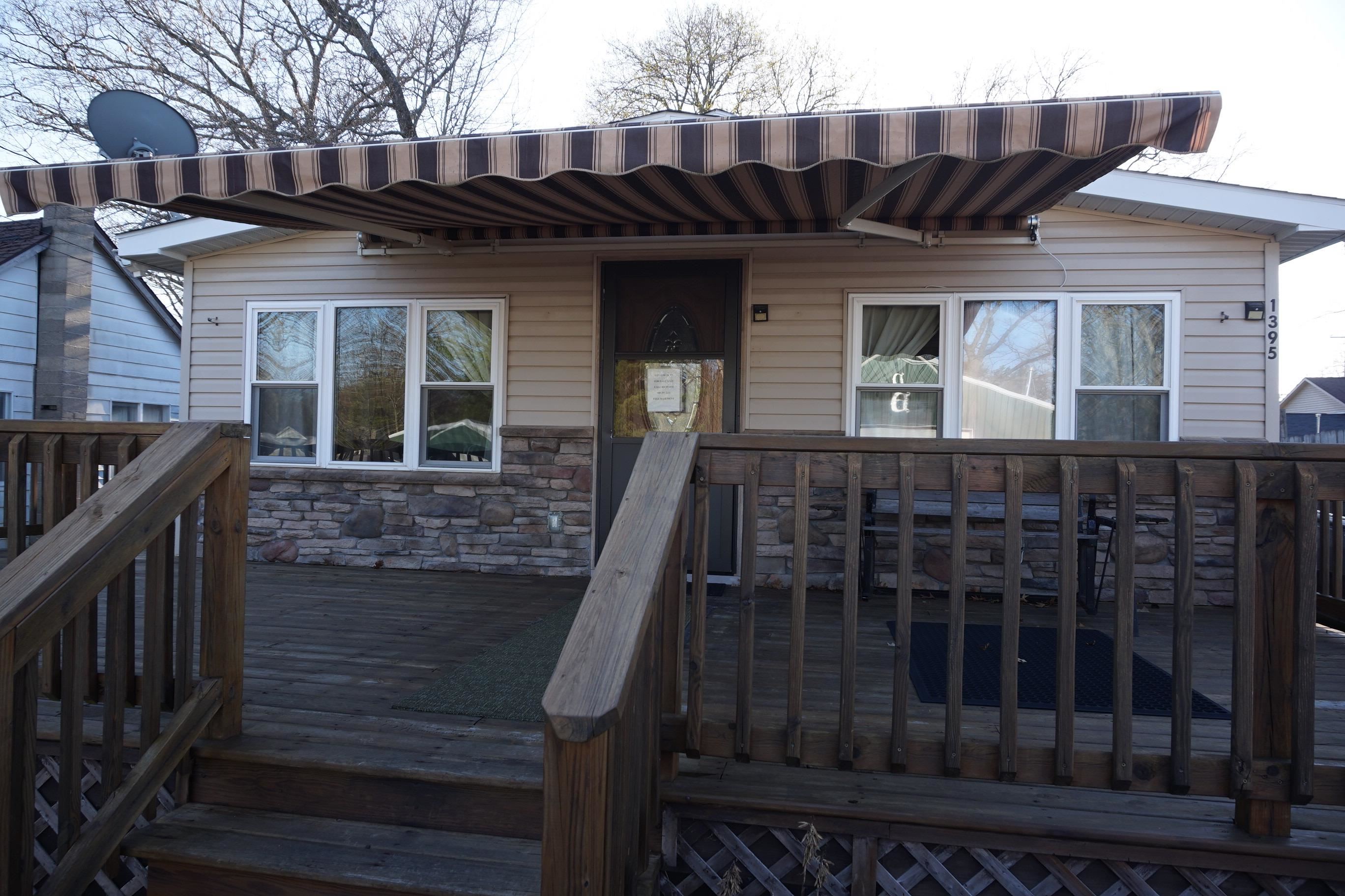1395 Ash Street Property Photo 1