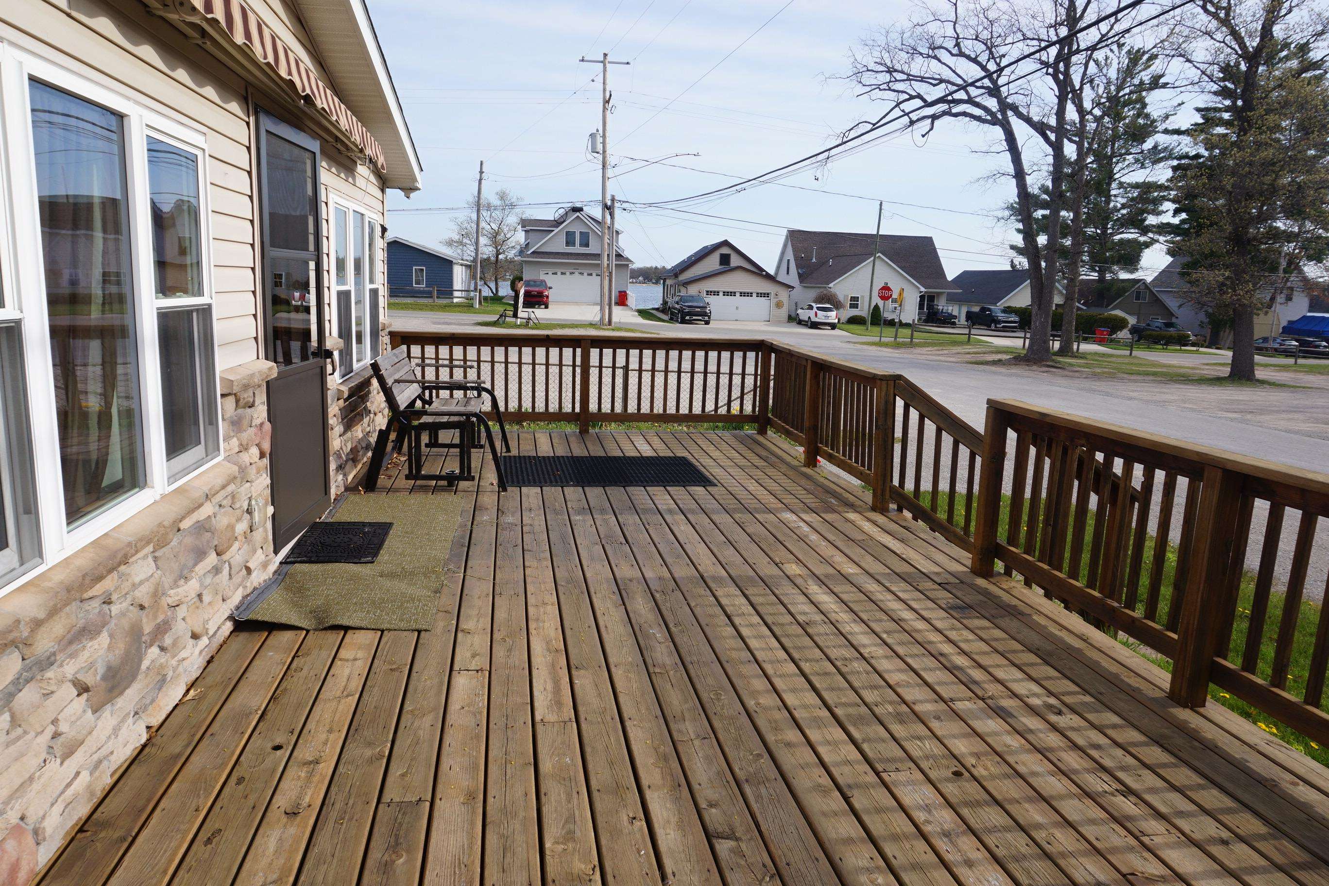 1395 Ash Street Property Photo 4