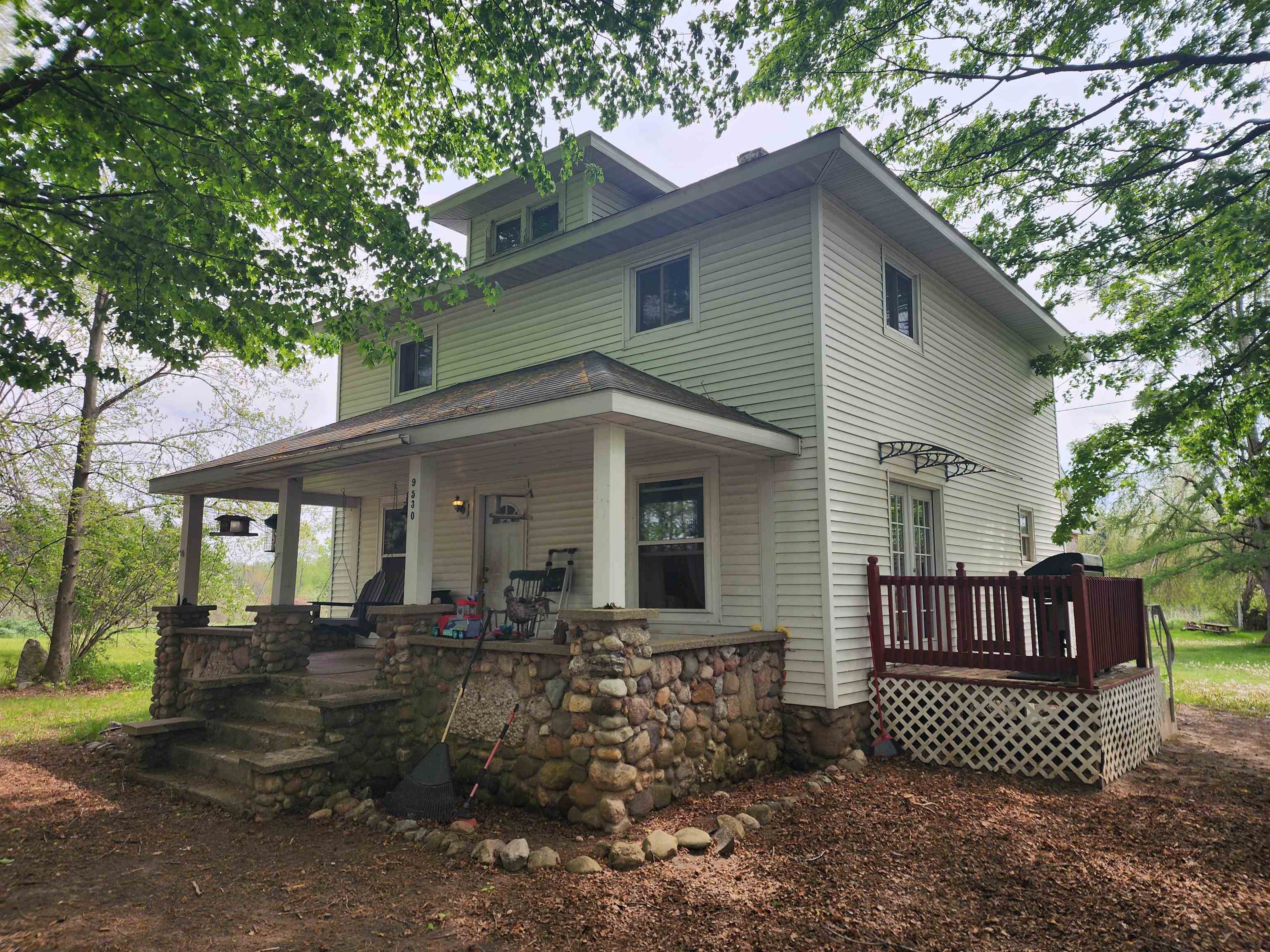 9530 W Denver Road Property Photo 1