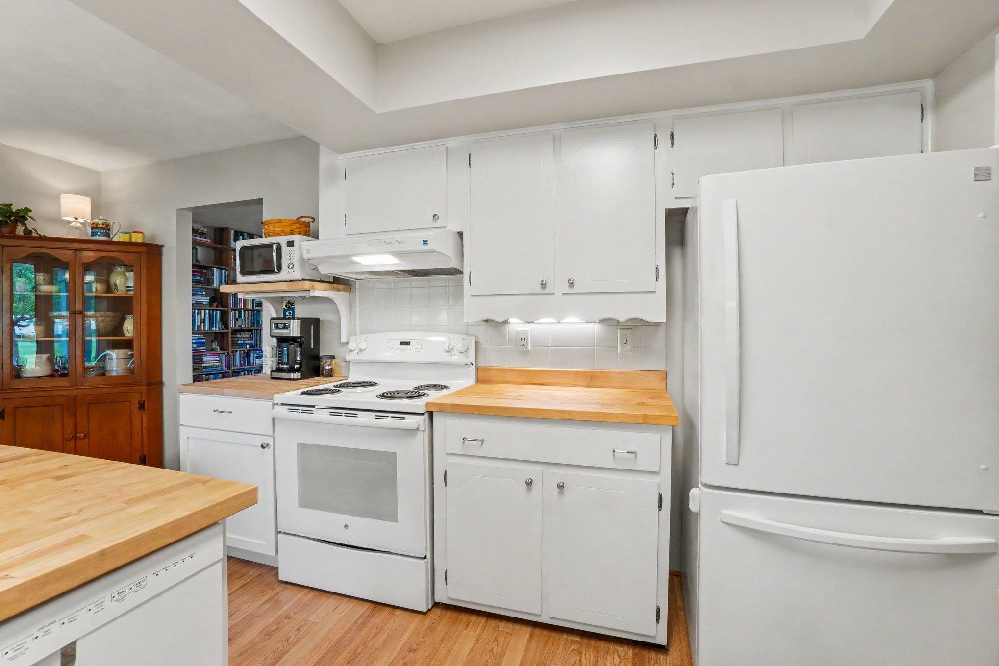 937 Riverview Drive Property Photo 10