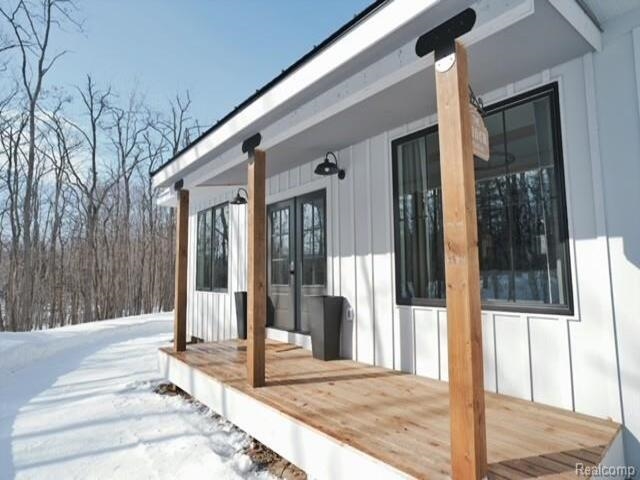 4037 S Pleasantview Road Property Photo 1