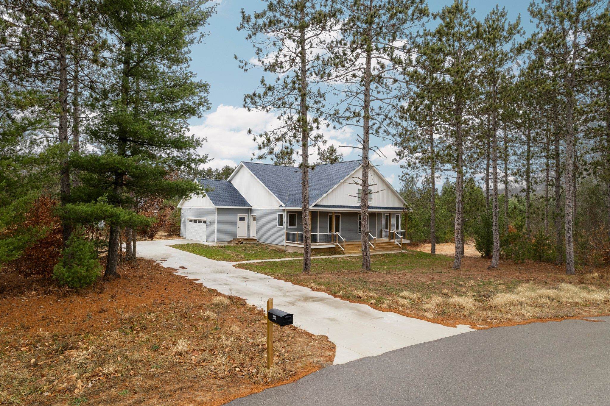 2741 Danbury Road Property Photo 33