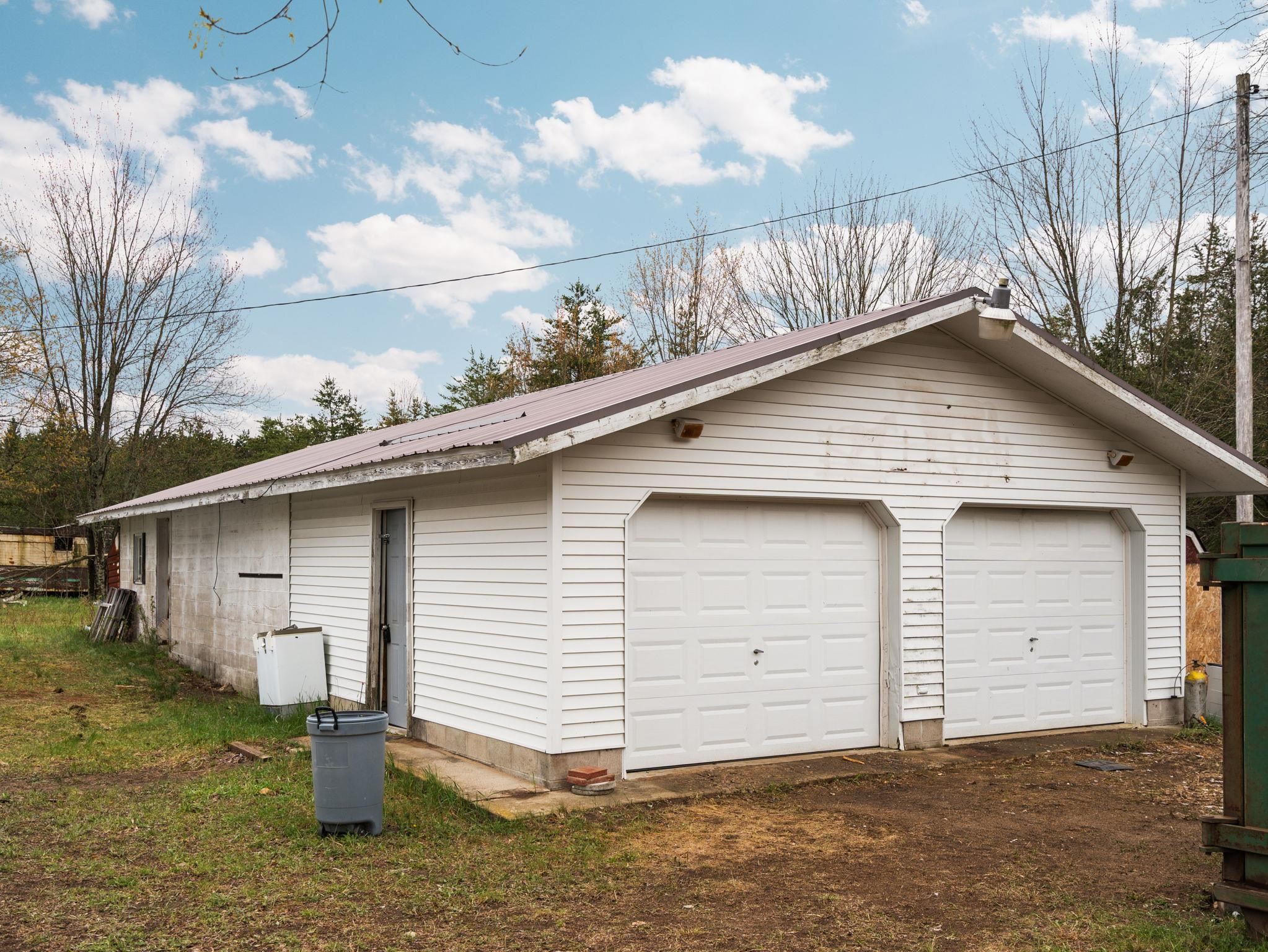 960 E 32 Road Property Photo 21