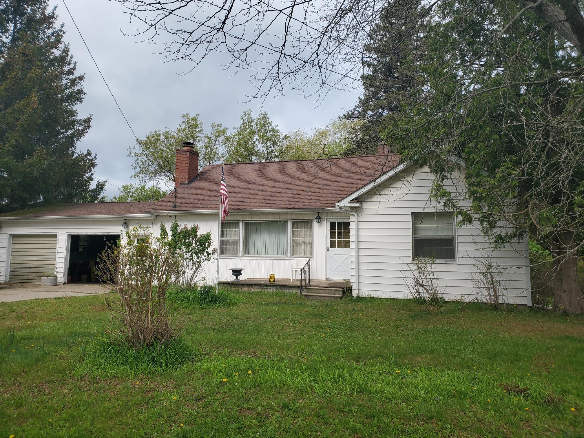 205 Highland Property Photo 2