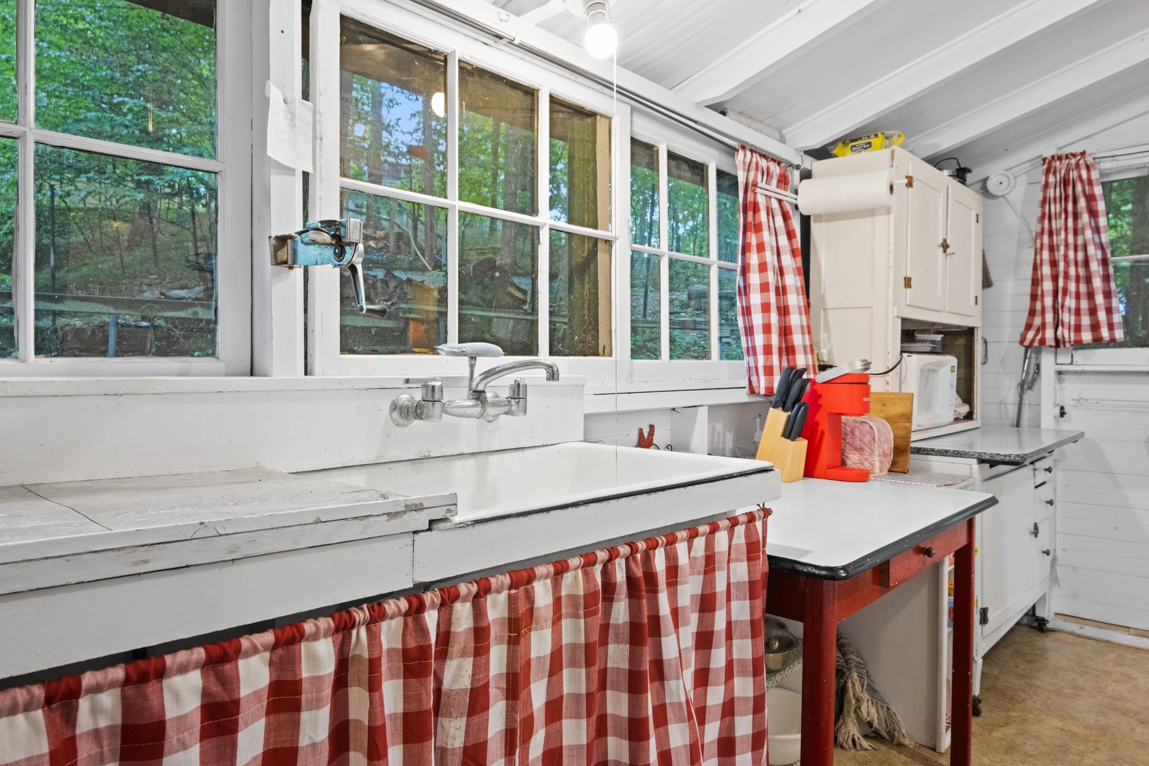 407 Fortune Avenue Property Photo 10