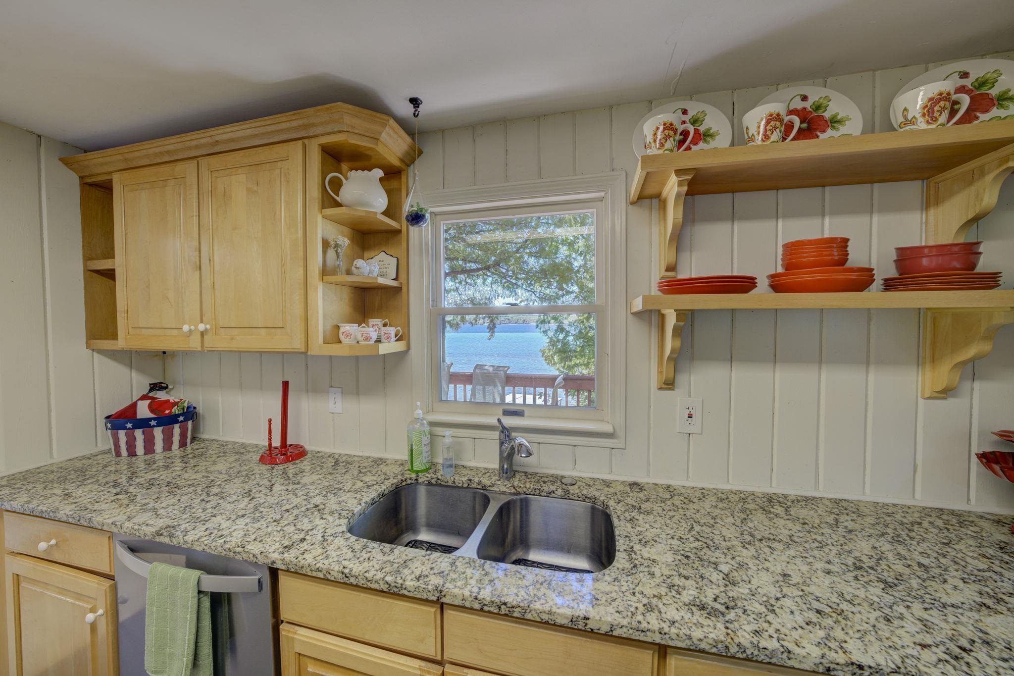 488 S Stony Point Road Property Photo 14