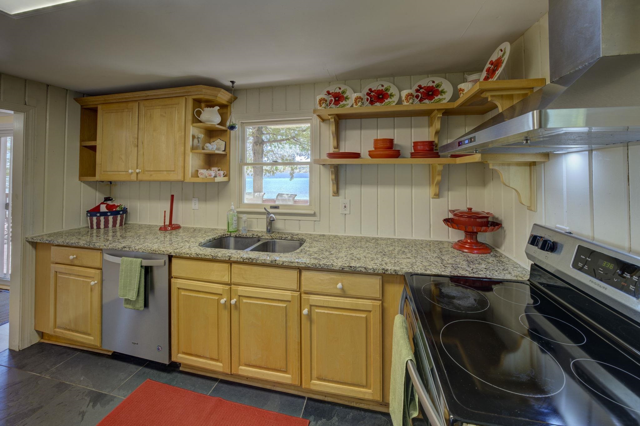488 S Stony Point Road Property Photo 15