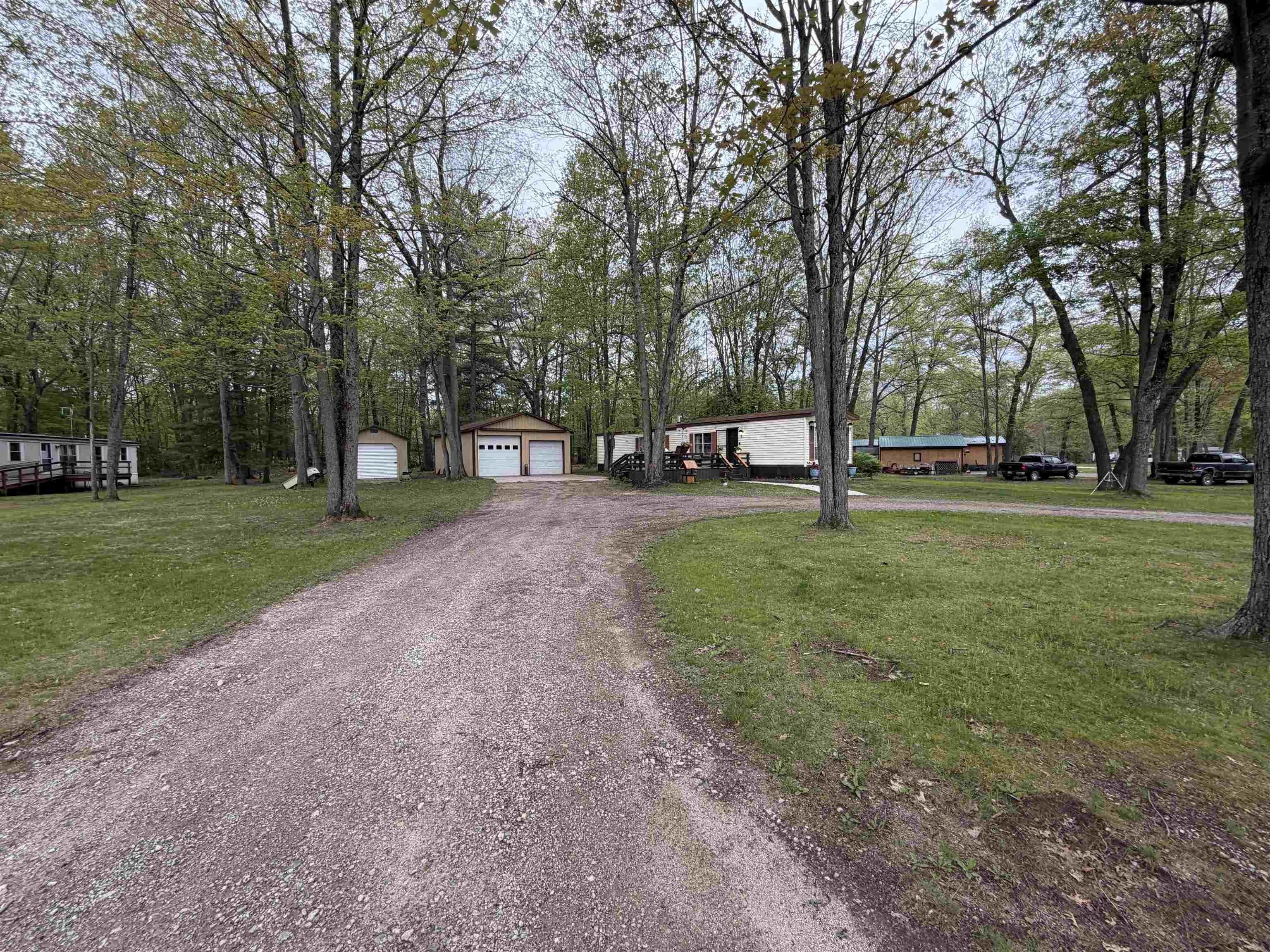2245 Edgewood Property Photo 2