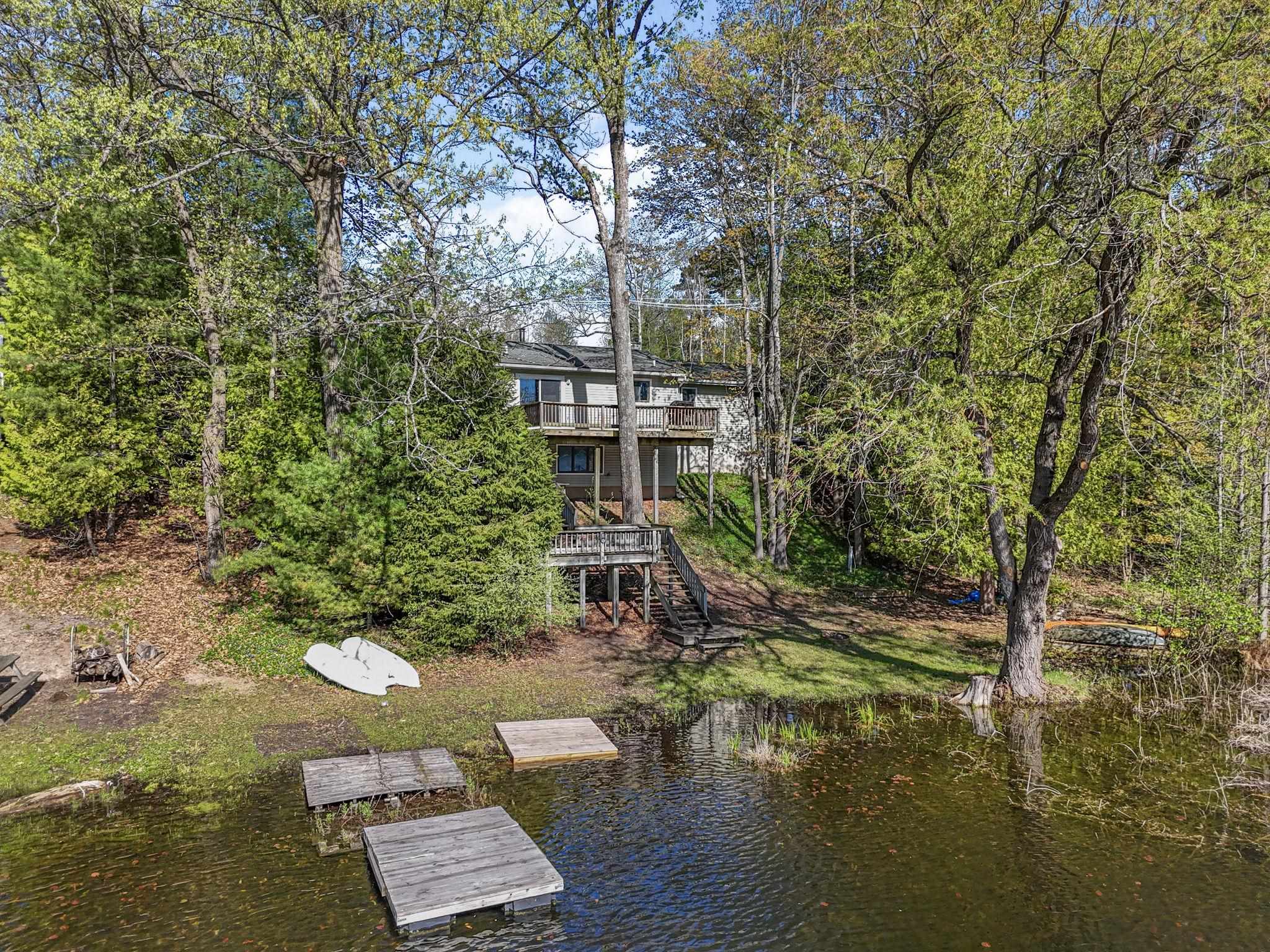 4064 N Spider Lake Property Photo 1