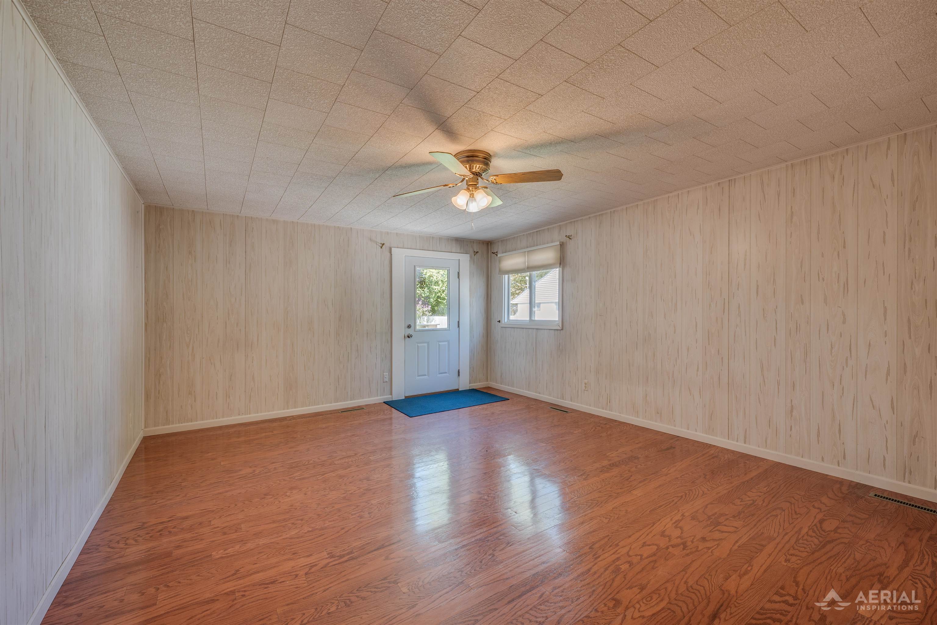 311 State Street Property Photo 17