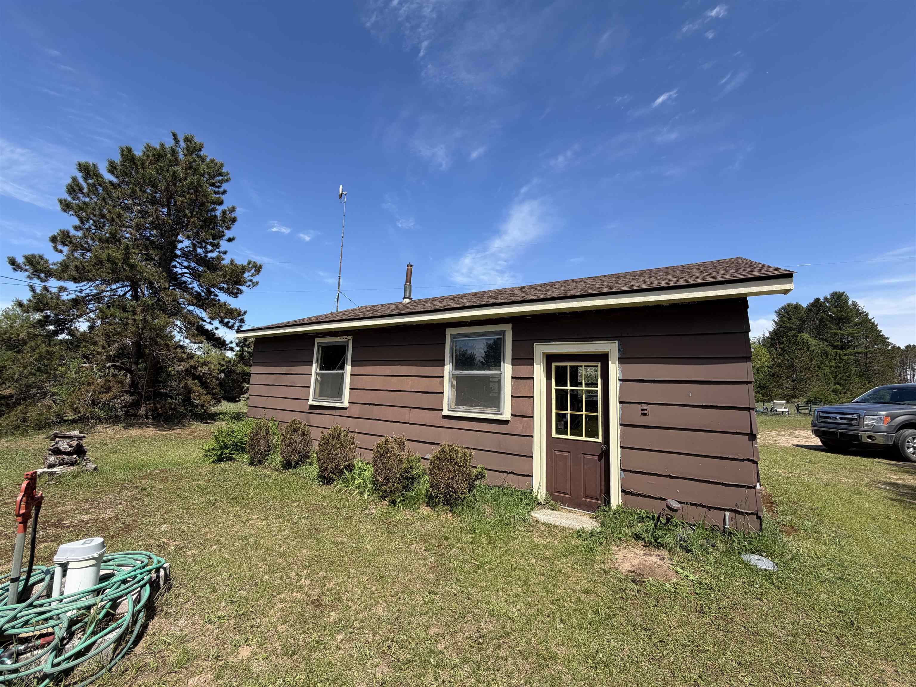 13158 Cinder Road Property Photo 3