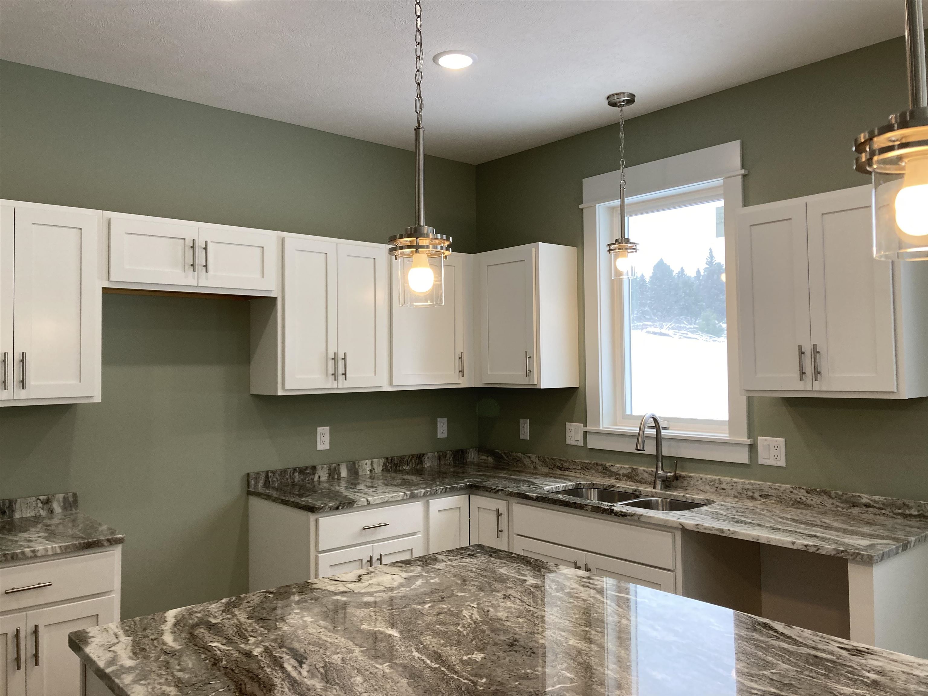 9336 S Flaska Drive Property Photo 3