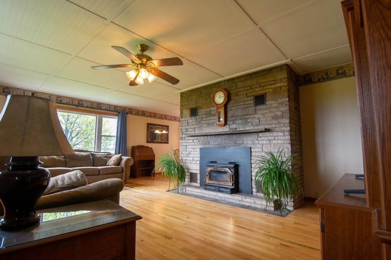 11663 N 11 Road Property Photo 1