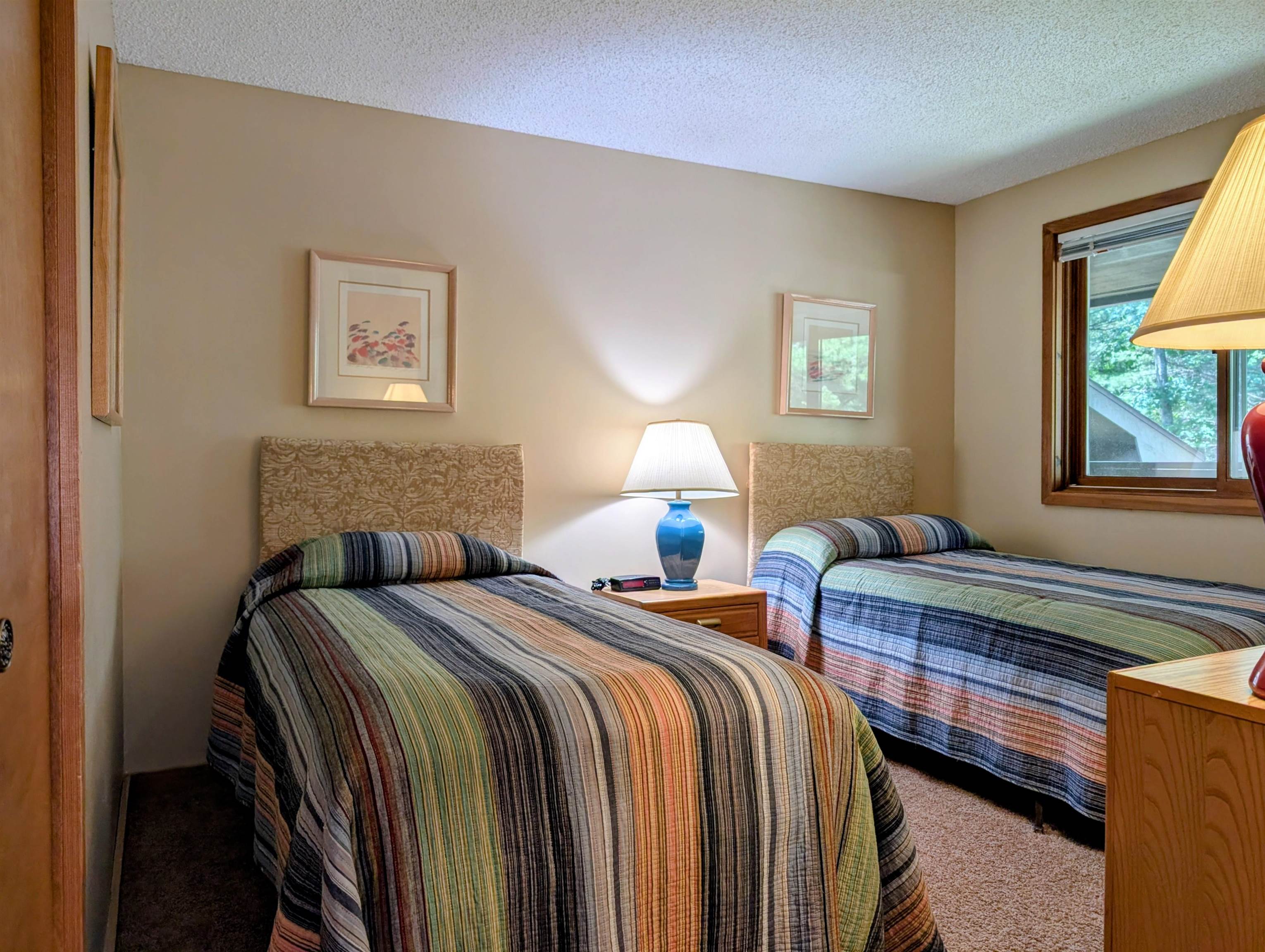 6865 Pinebrook Drive Property Photo 8