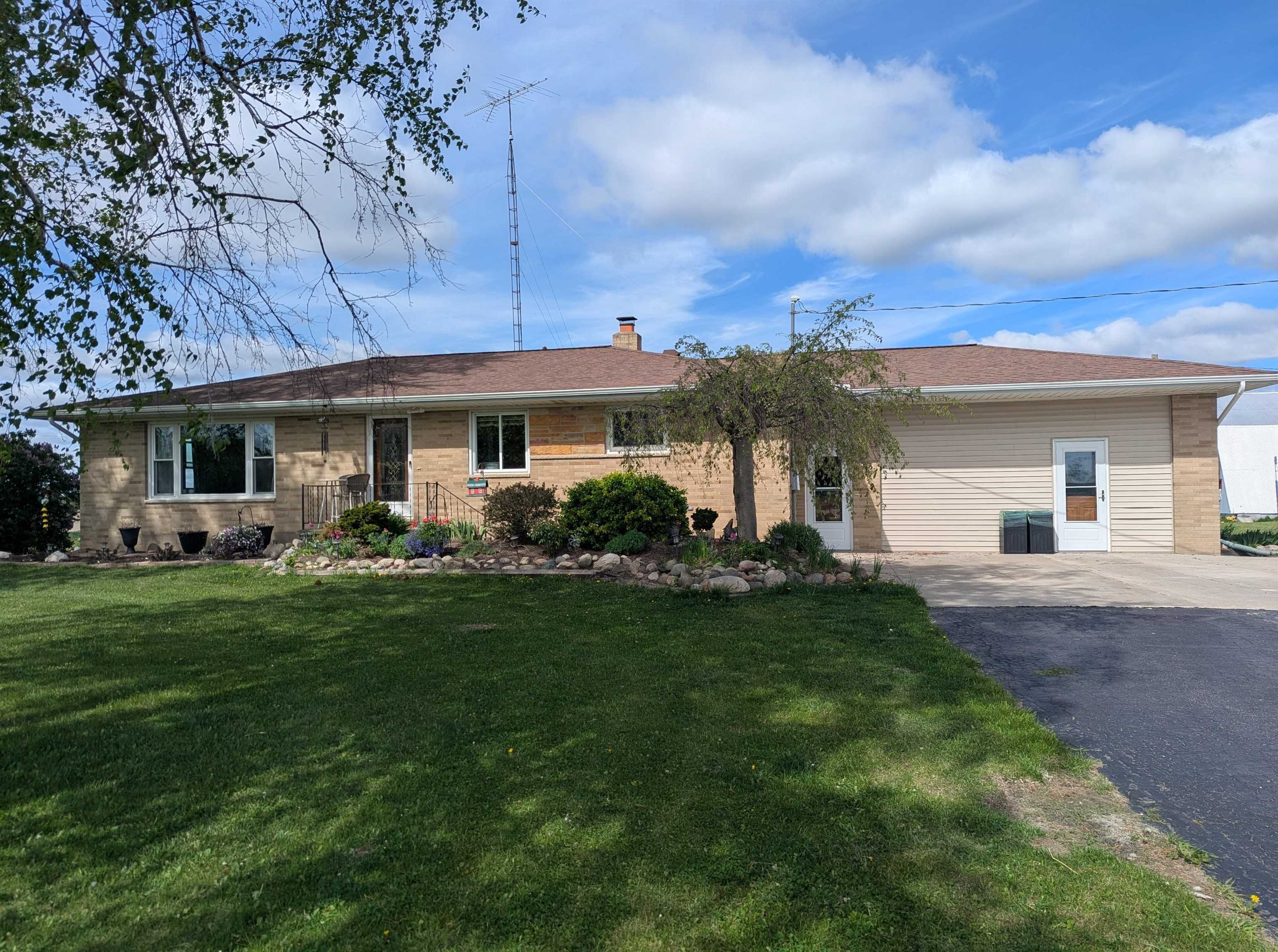1171 N M-65 Property Photo 1