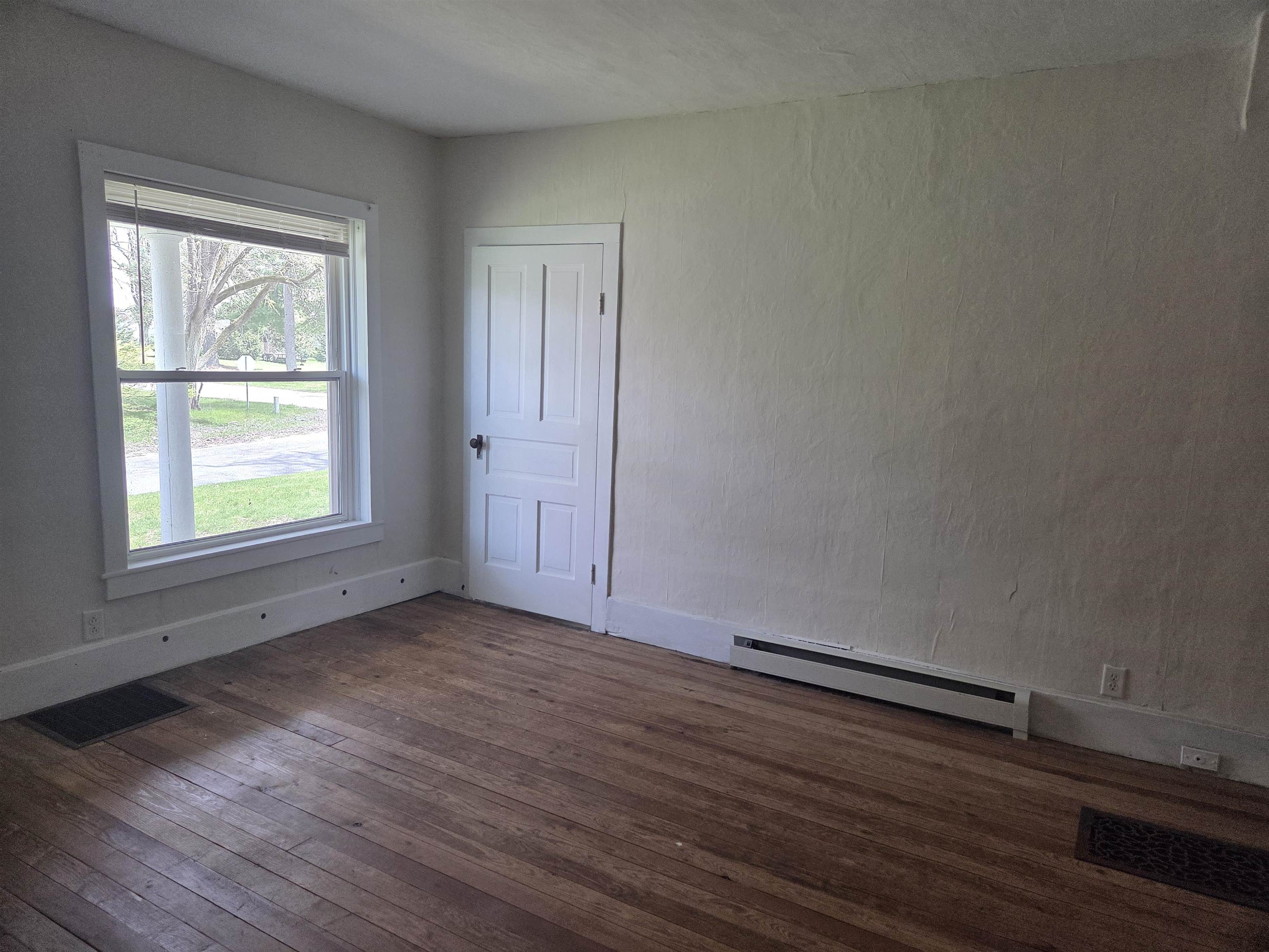 9368 School Street Property Photo 38