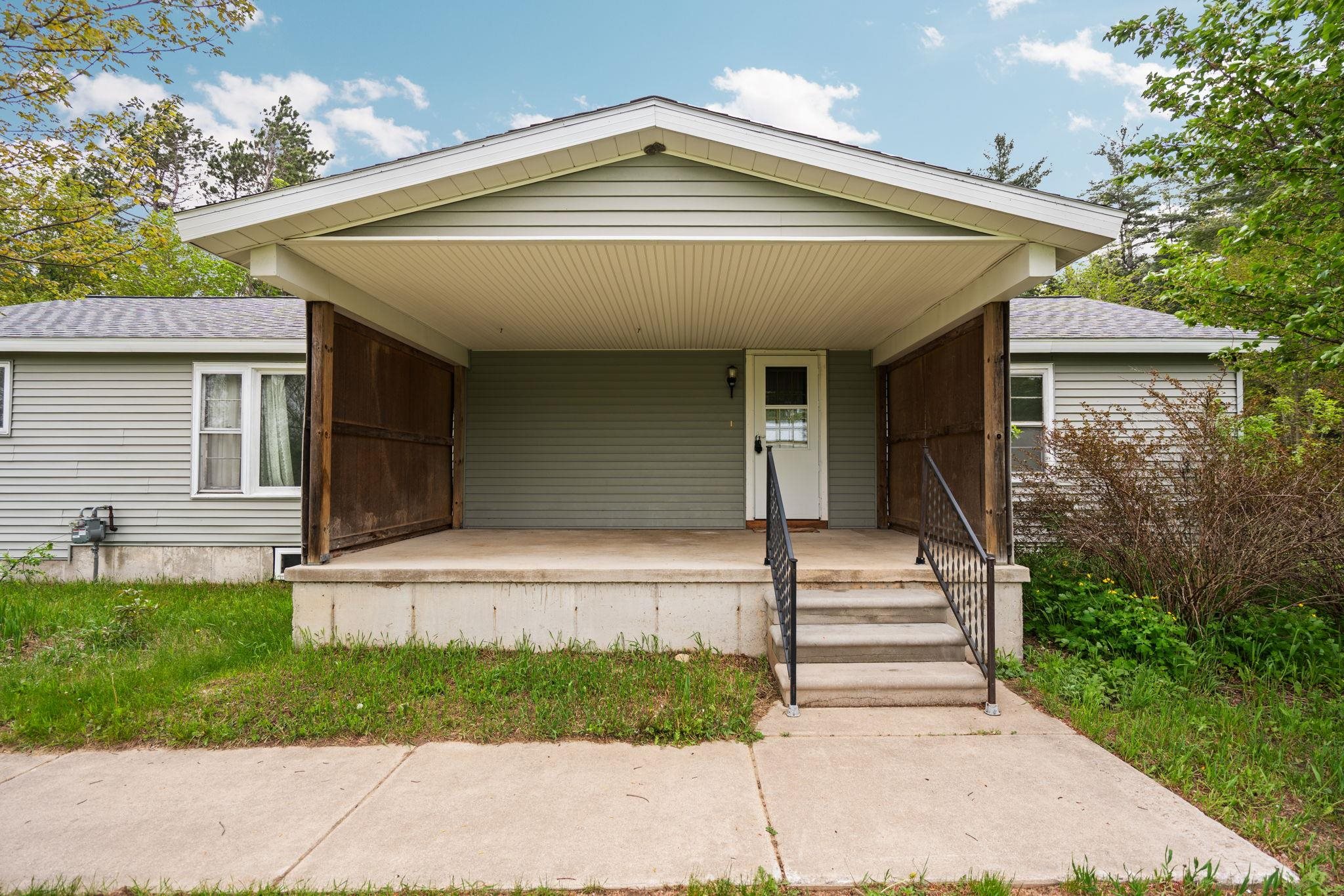 2631 Sparling Road Property Photo 6