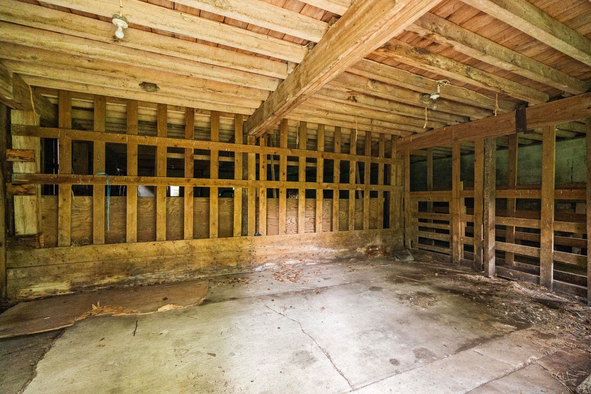 2631 Sparling Road Property Photo 58