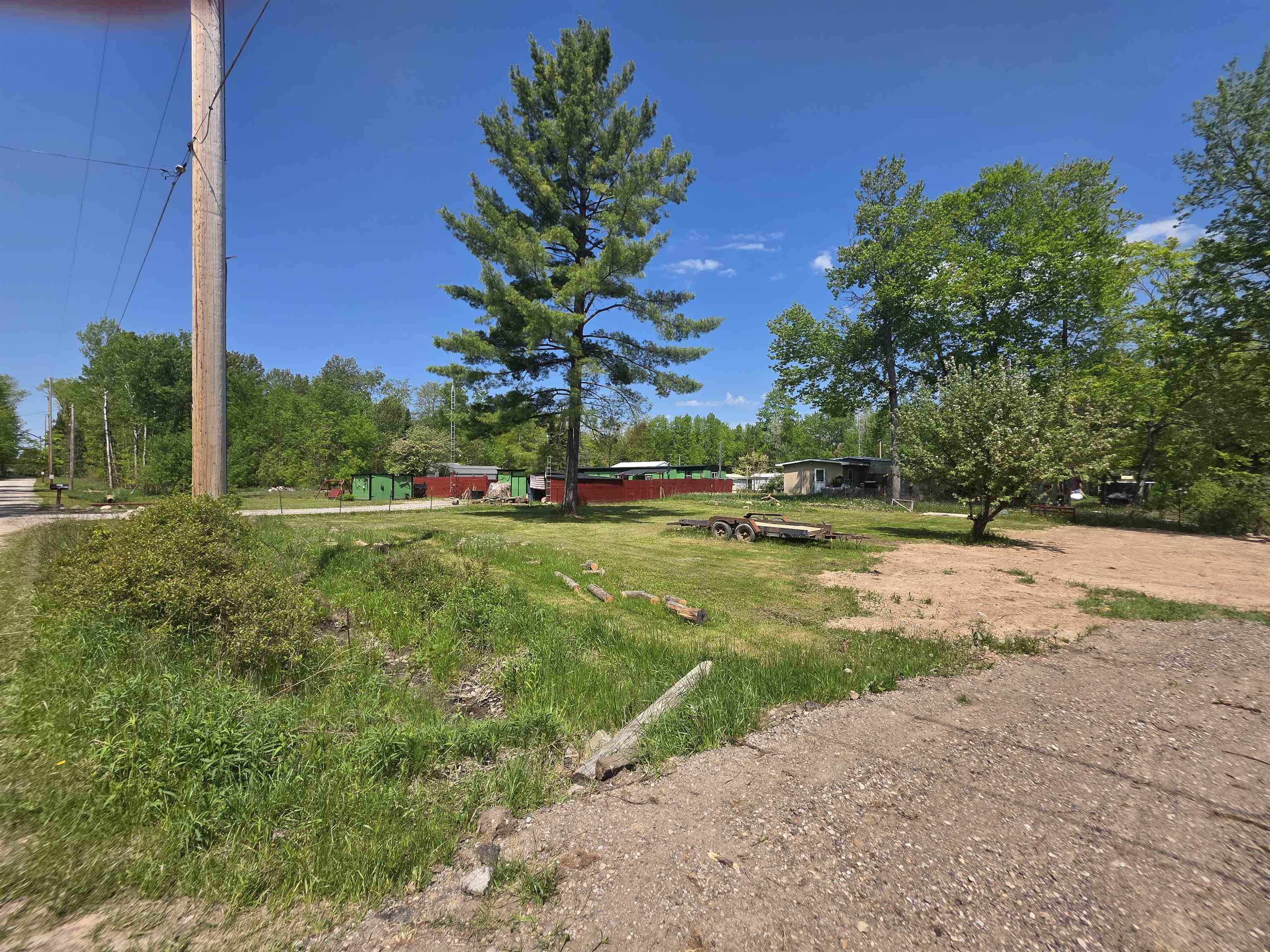 Pine Street Property Photo 7