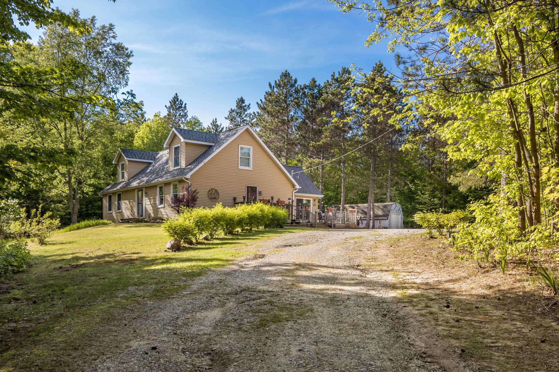 7488 Traverse Road Property Photo 1