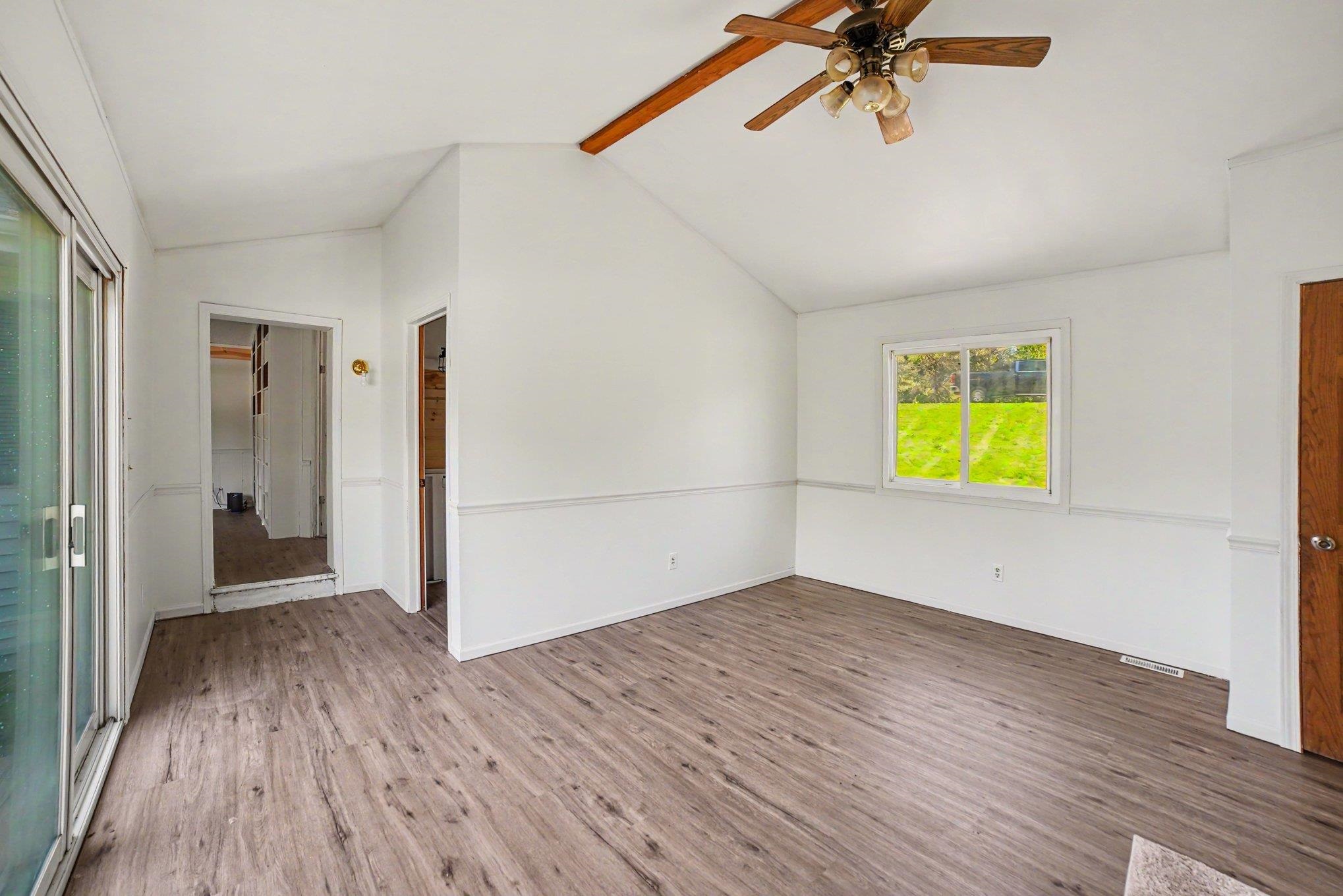 2457 E Ludington Drive Property Photo 4
