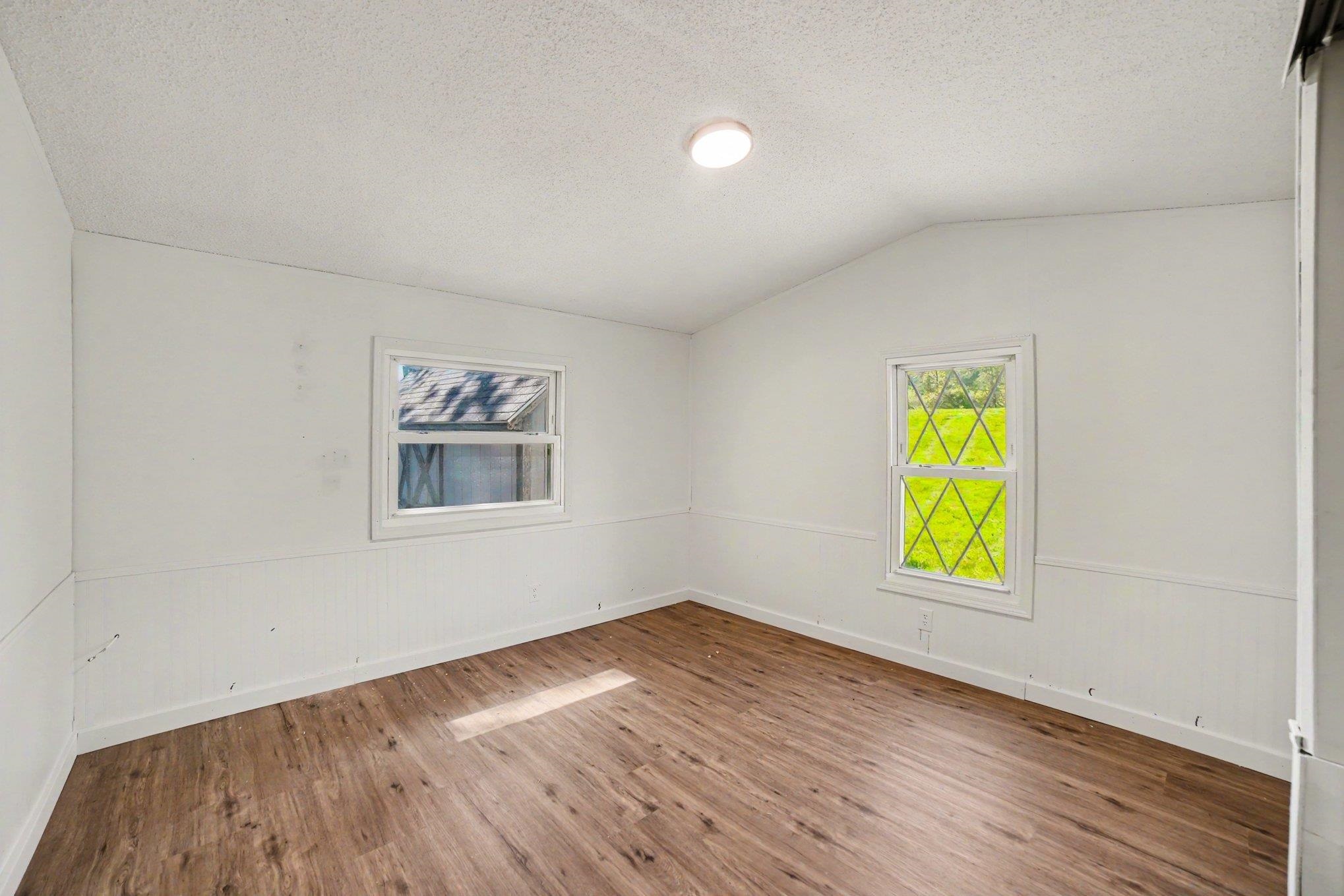 2457 E Ludington Drive Property Photo 15