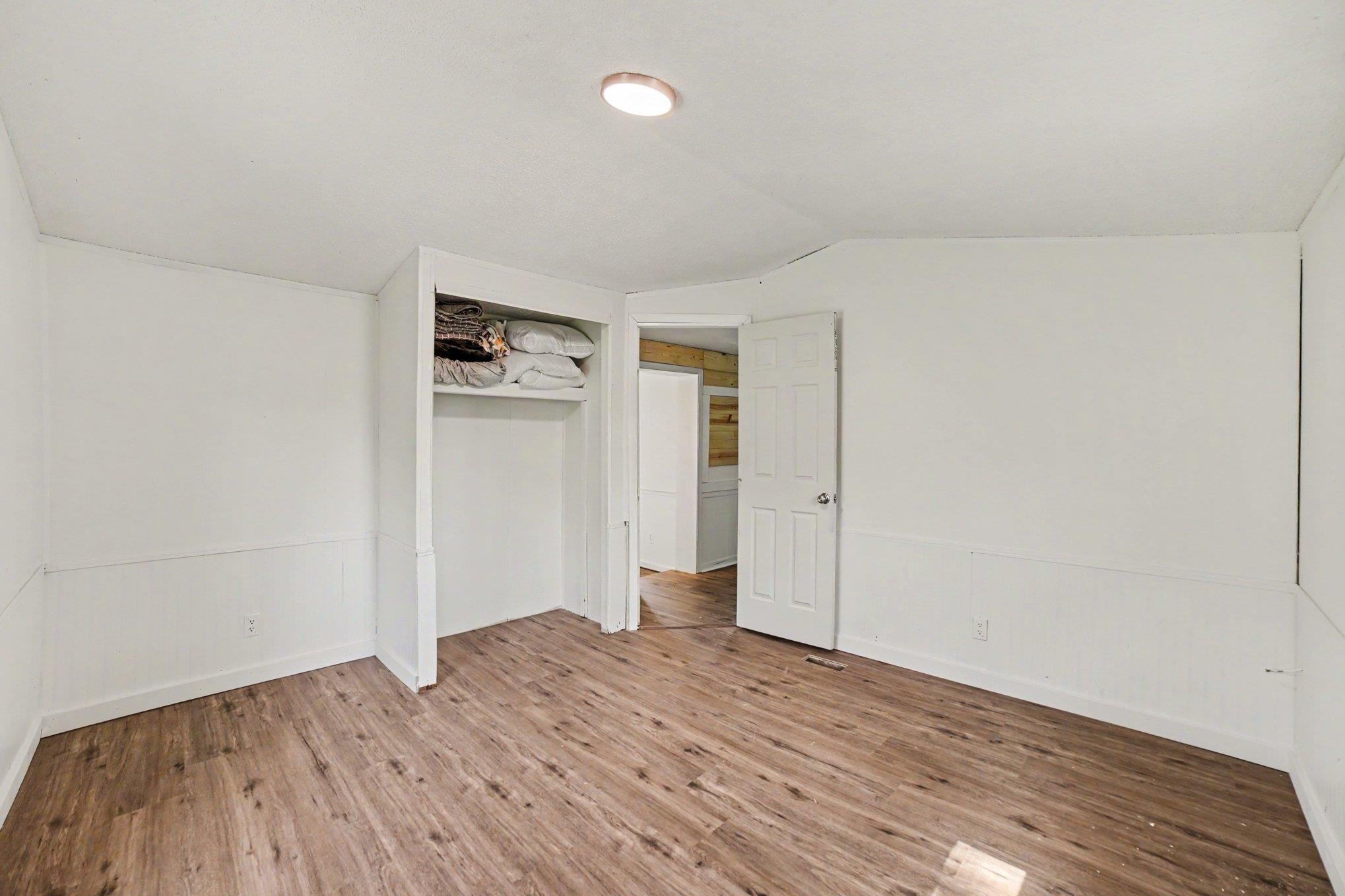 2457 E Ludington Drive Property Photo 16