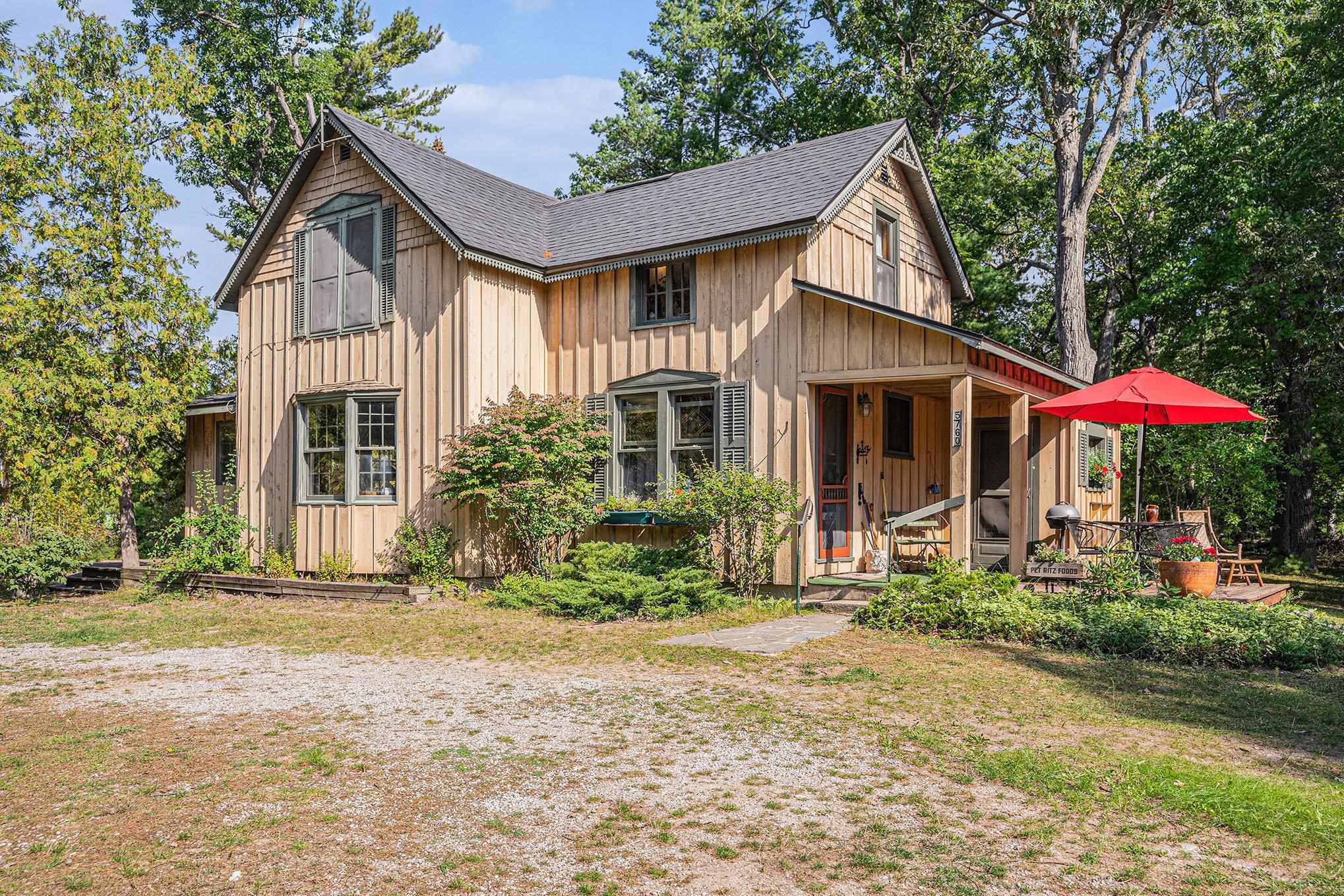 5760 W Crystal View Road Property Photo 1