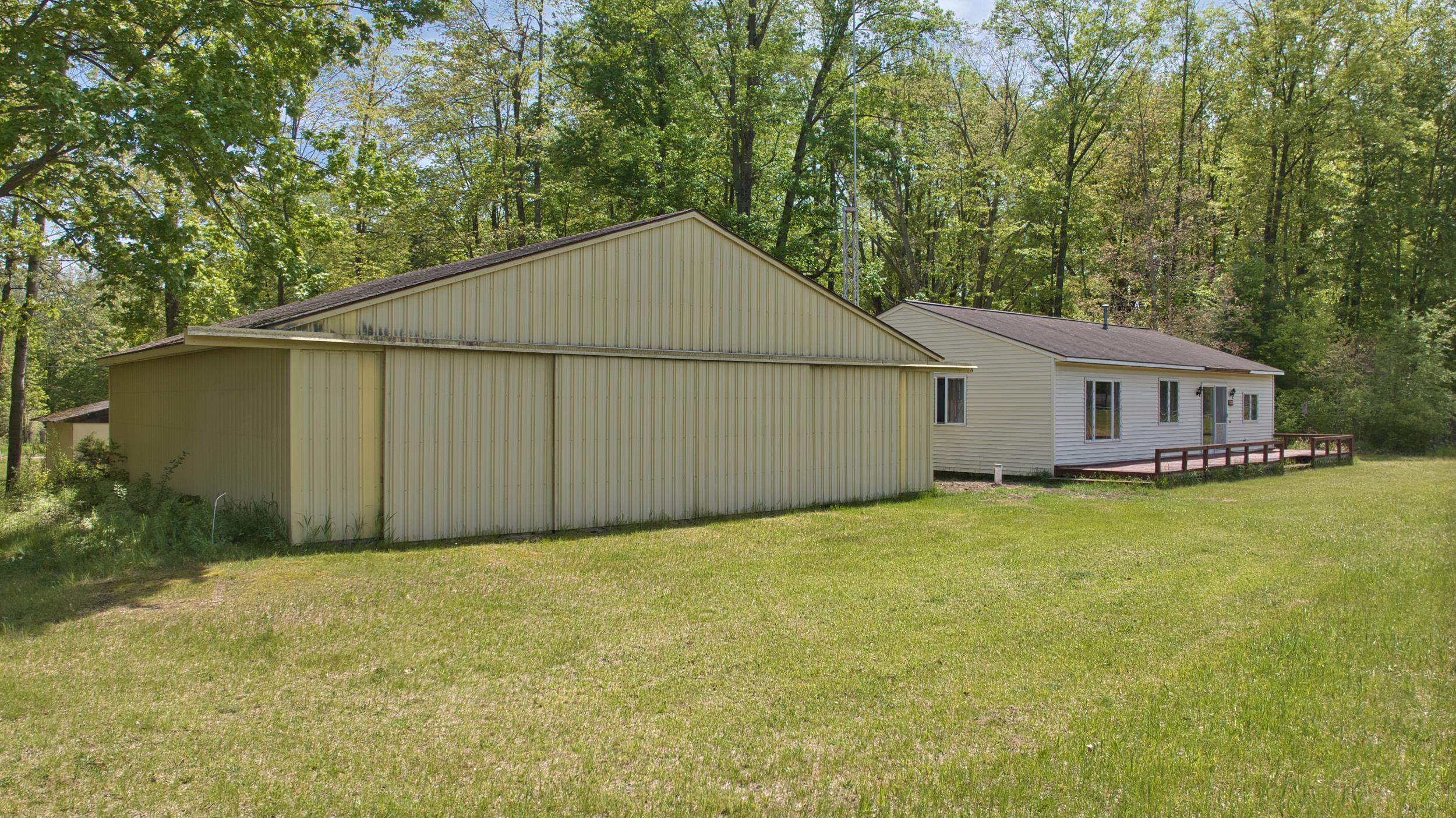 7768 S Airpark Road Property Photo 10
