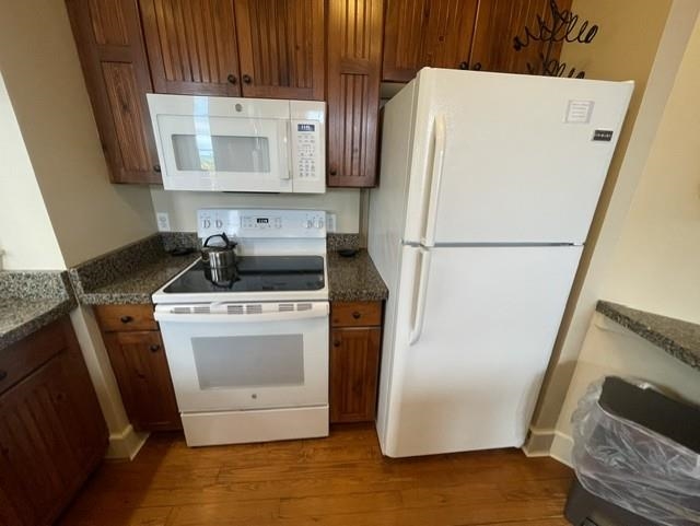 1a Fish House Property Photo 16