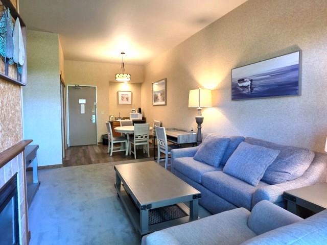2400 Troon South Property Photo 6
