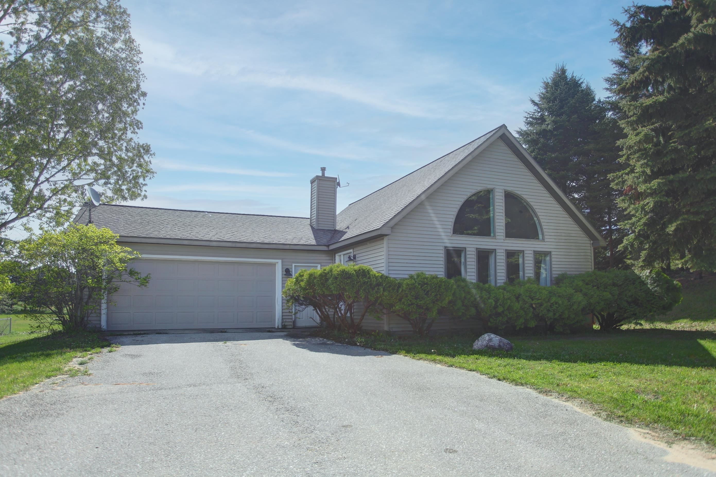12325 Lincoln Hollow Court Property Photo 3
