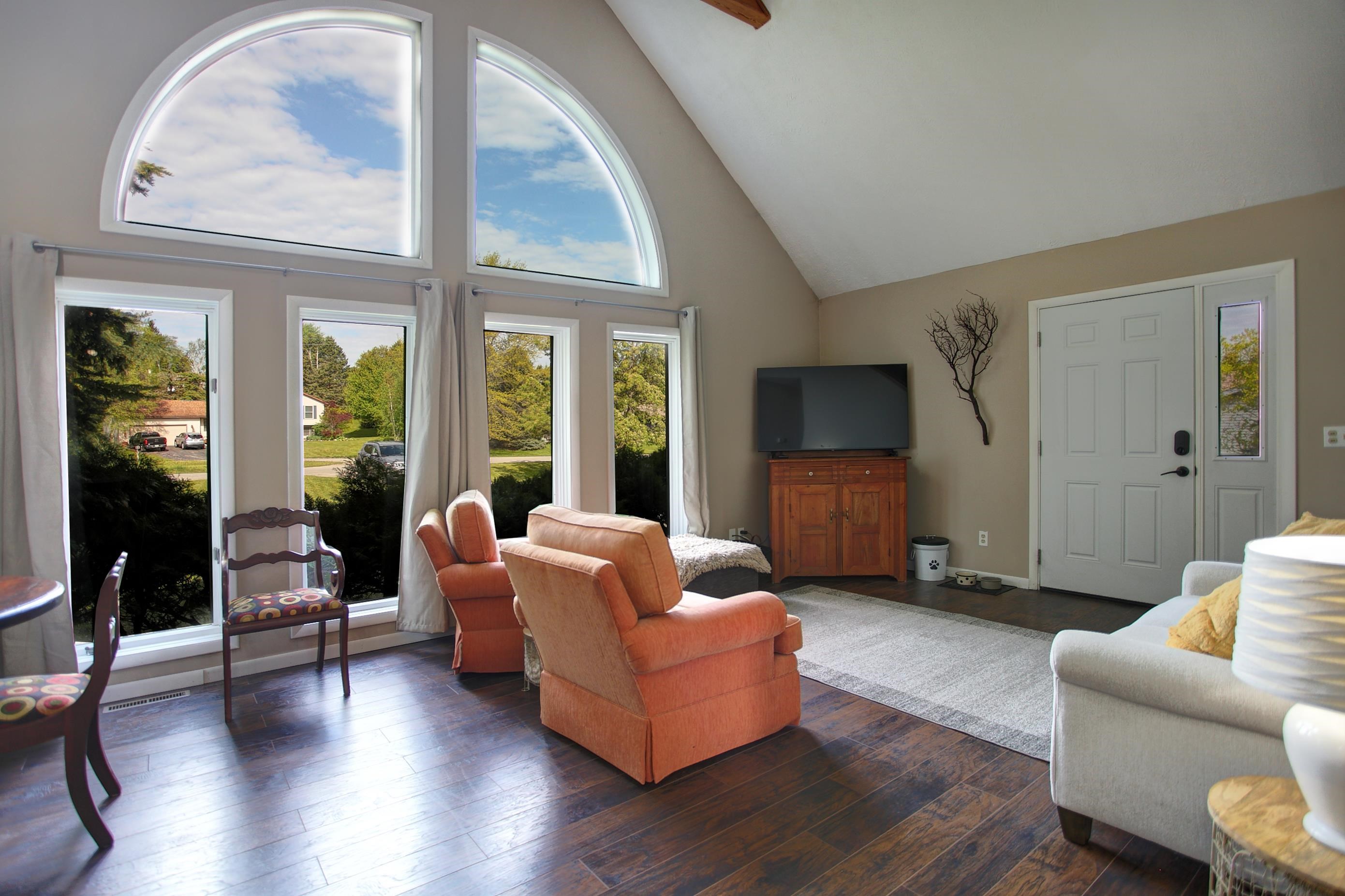 12325 Lincoln Hollow Court Property Photo 4