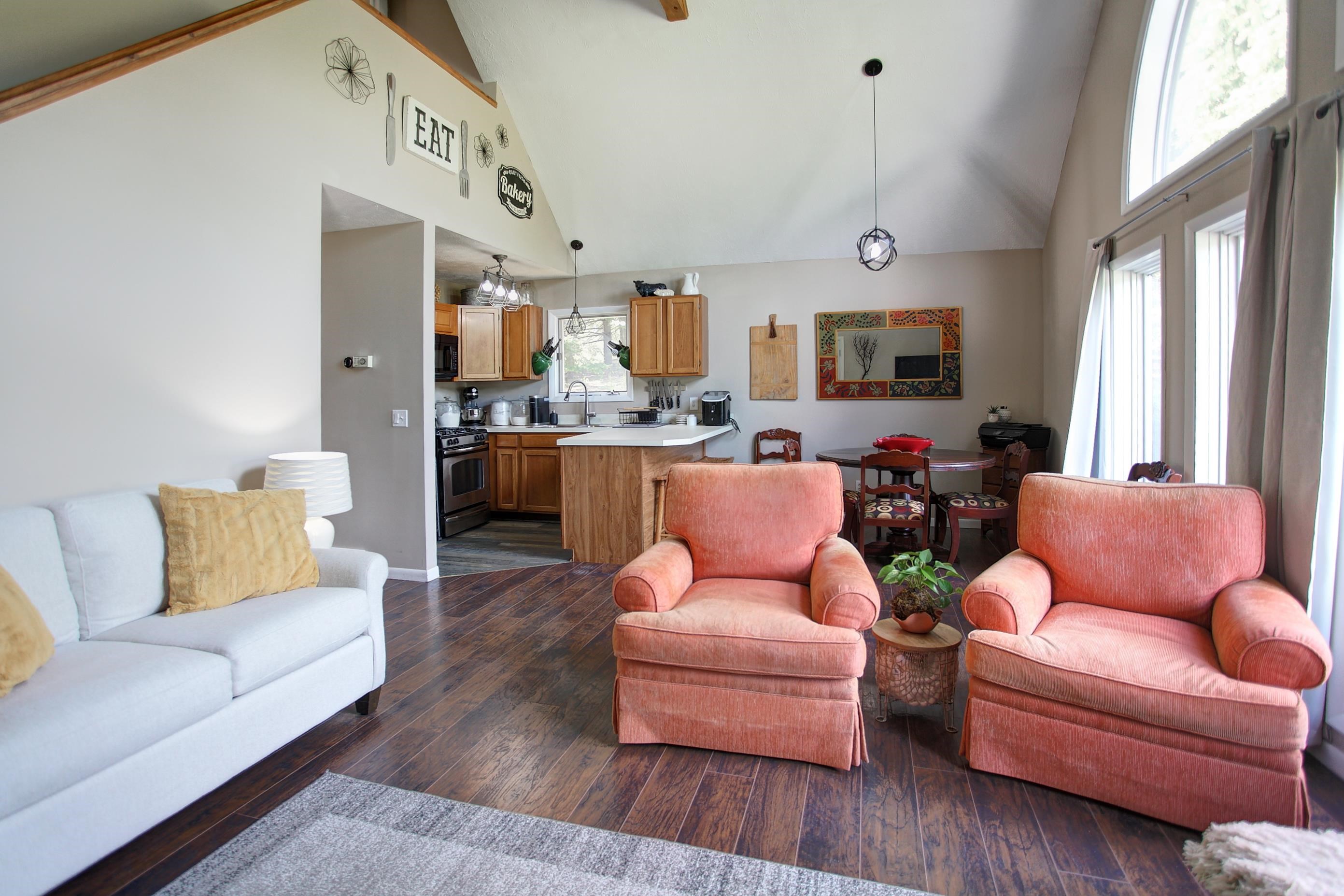 12325 Lincoln Hollow Court Property Photo 5