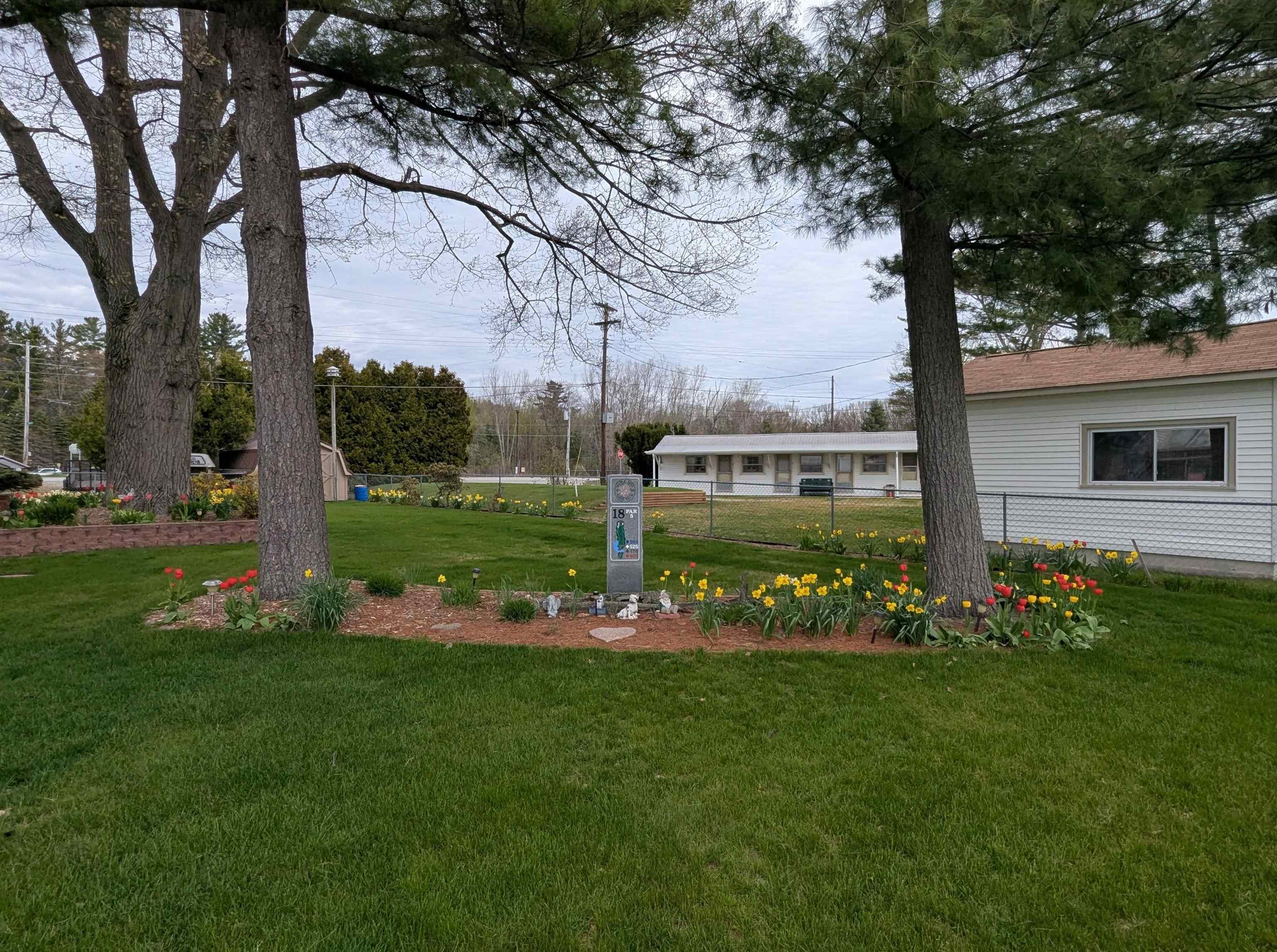 488 N Huron Road Property Photo 6