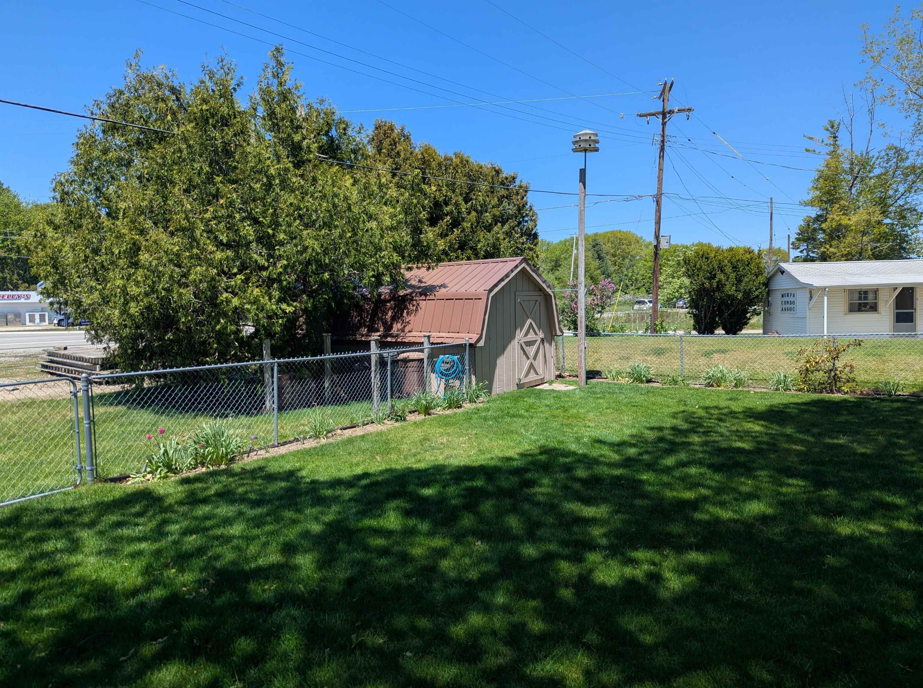 488 N Huron Road Property Photo 32