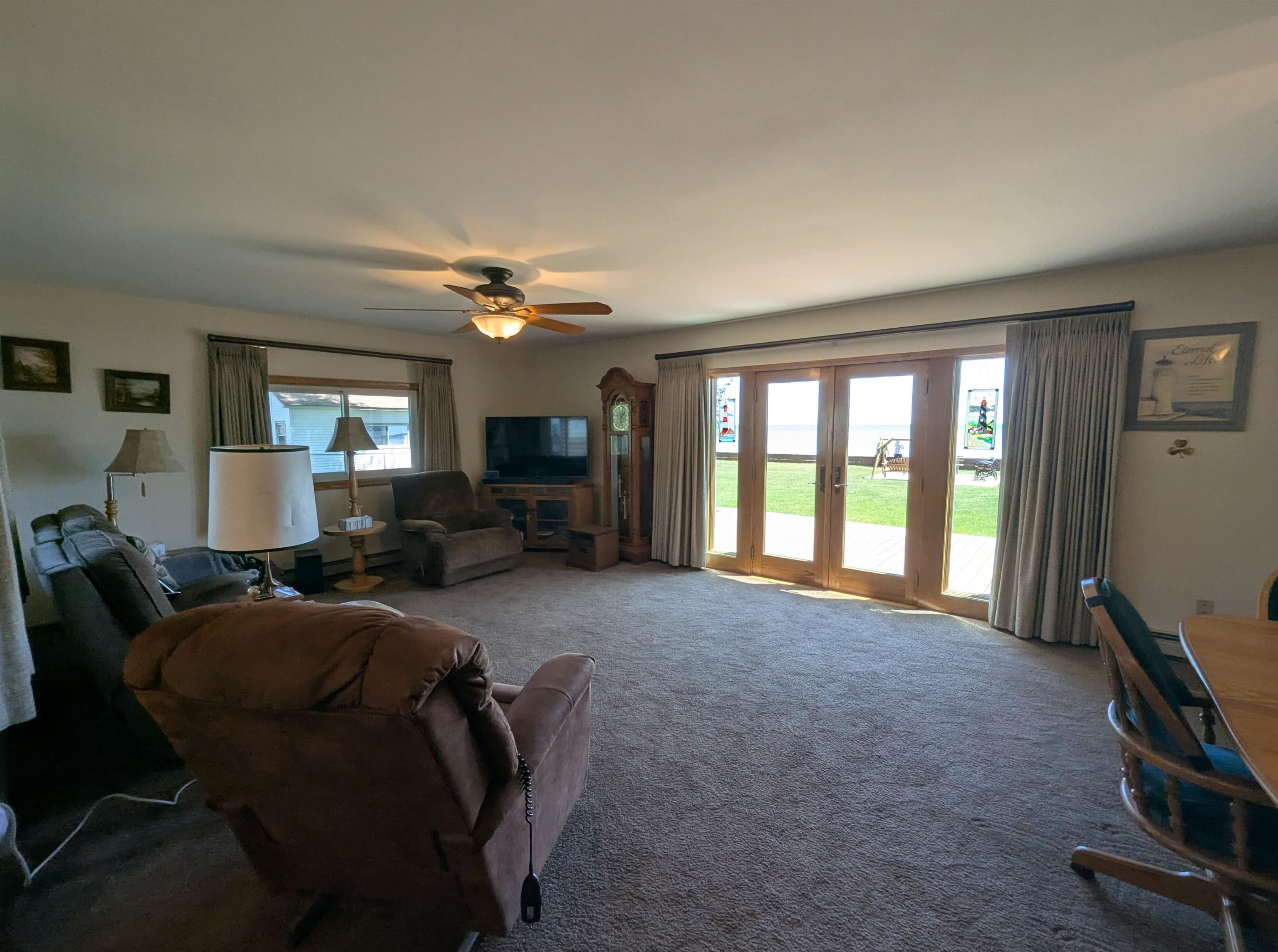 488 N Huron Road Property Photo 37