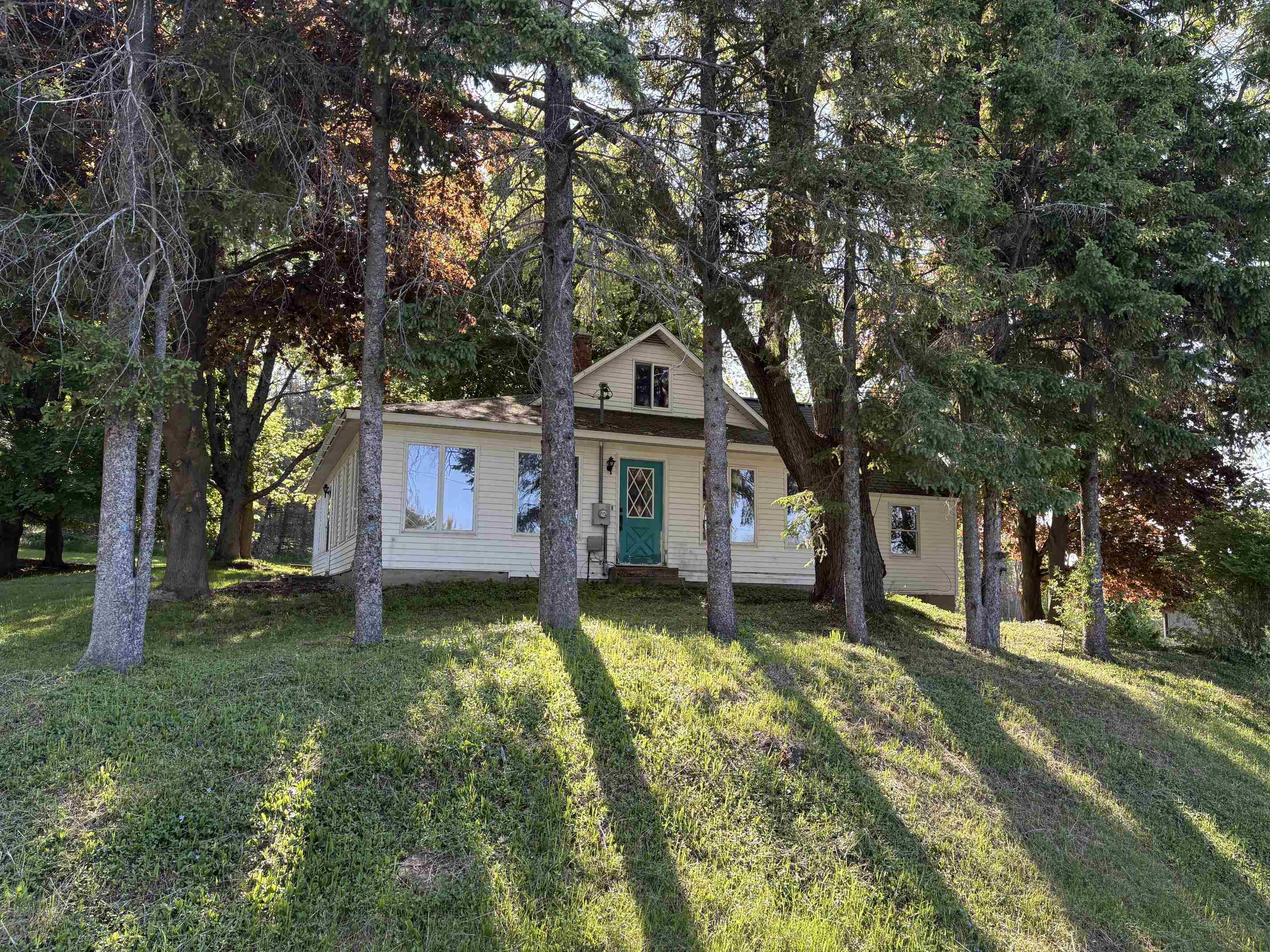 8819 Erdman Road Property Photo 1