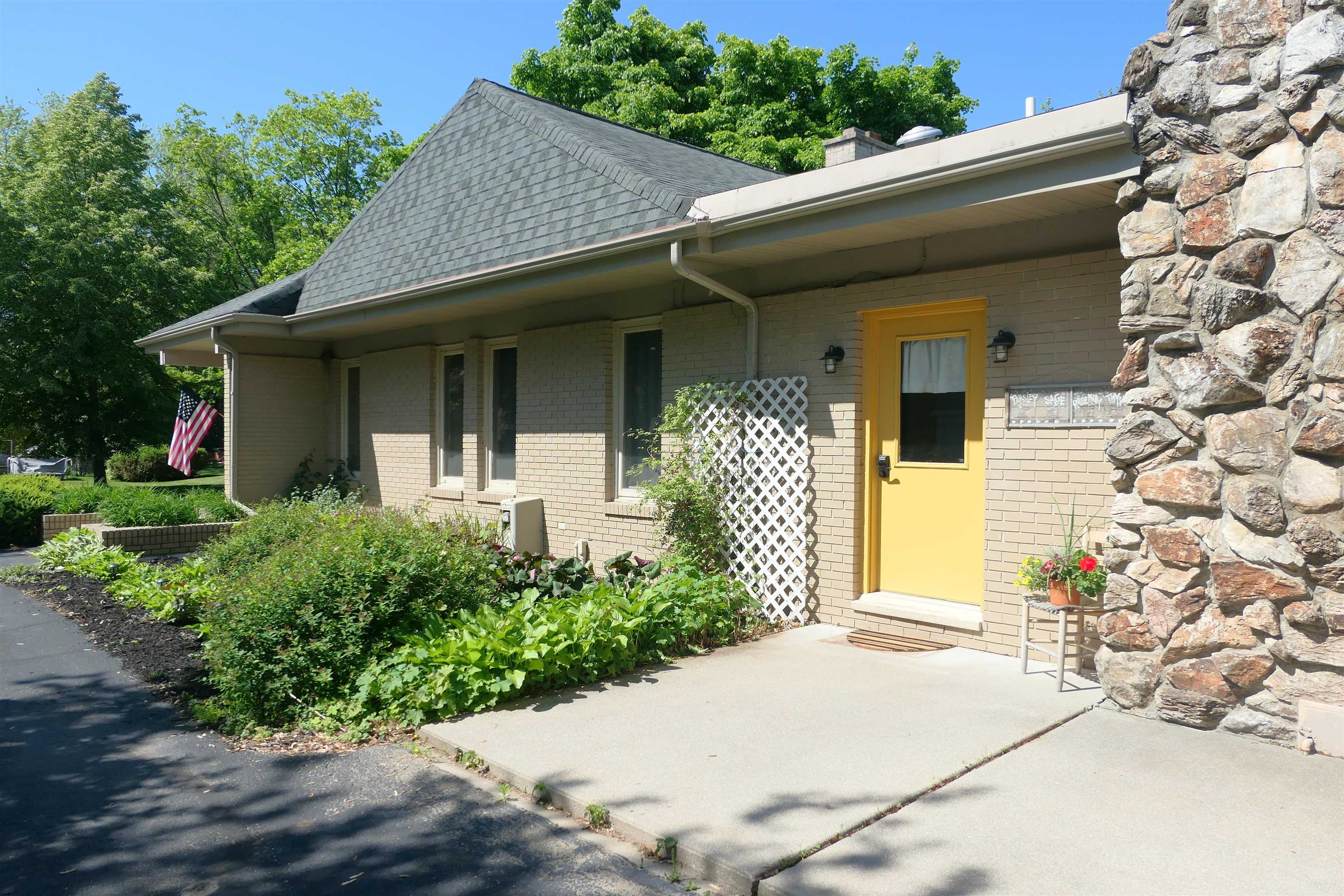 1006 Falkirk Road Property Photo 6