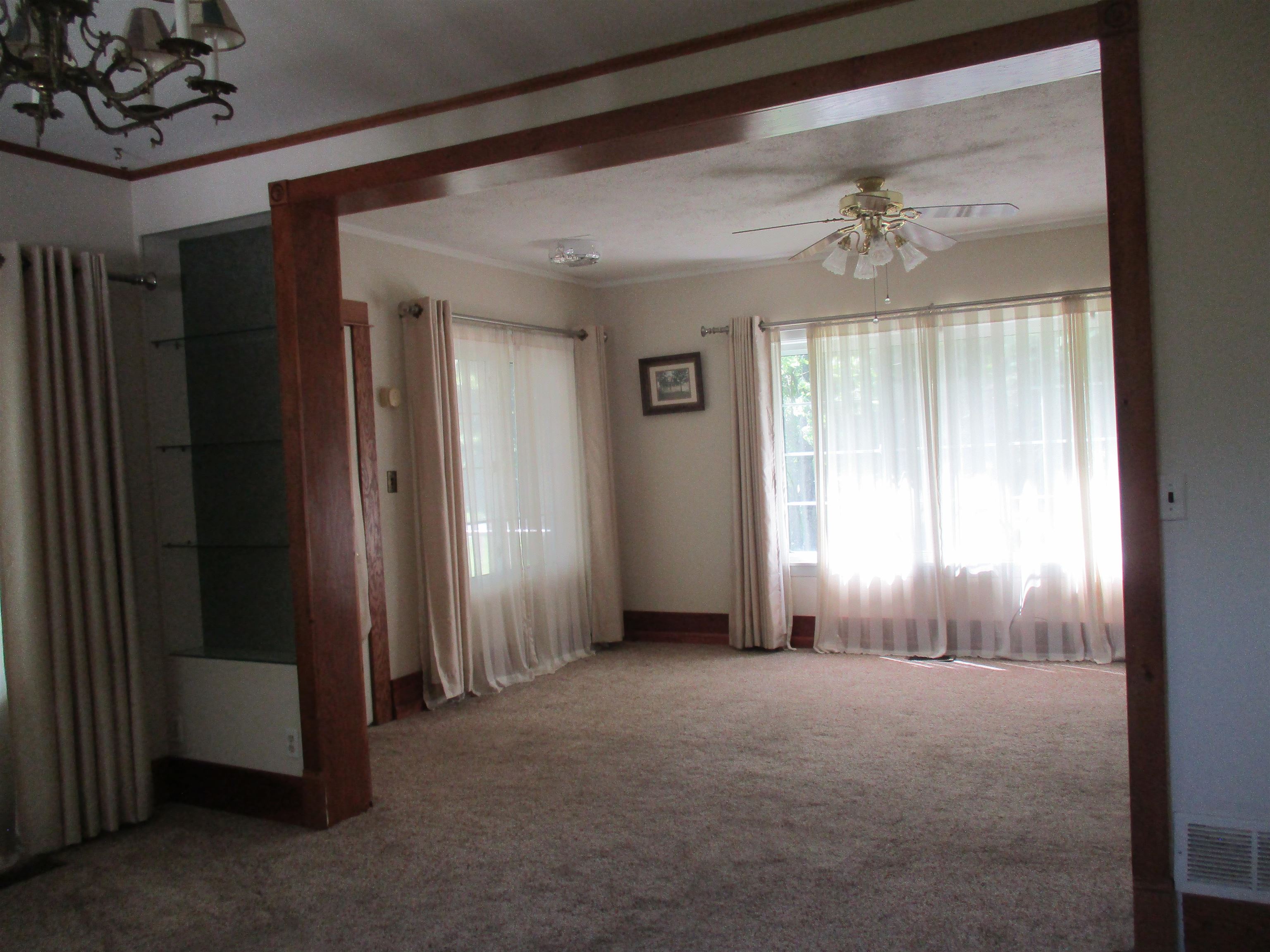 621 Wright Street Property Photo 6