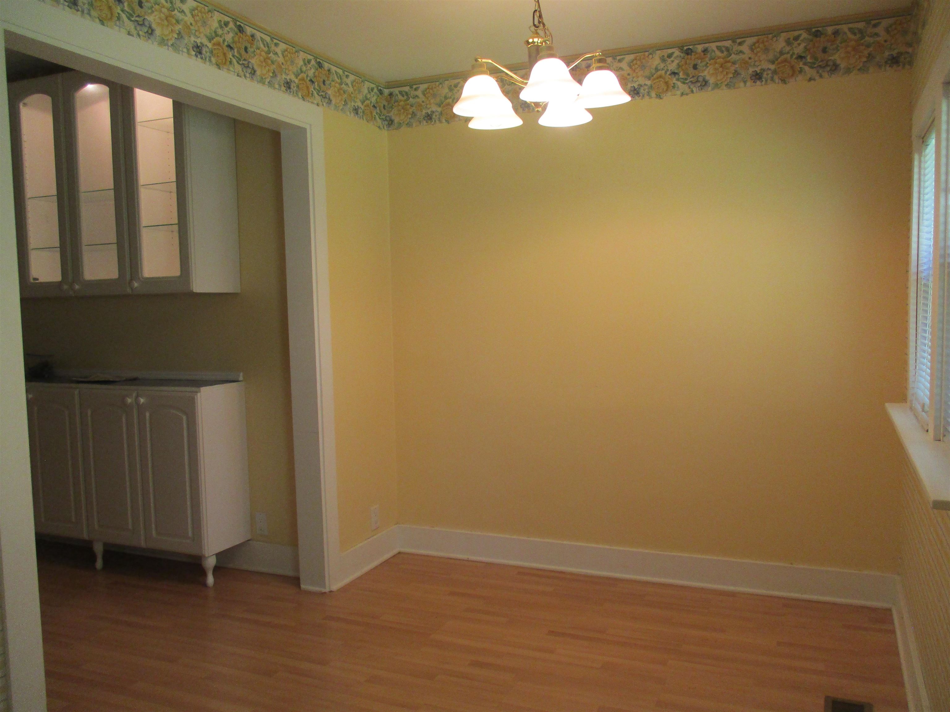 621 Wright Street Property Photo 8