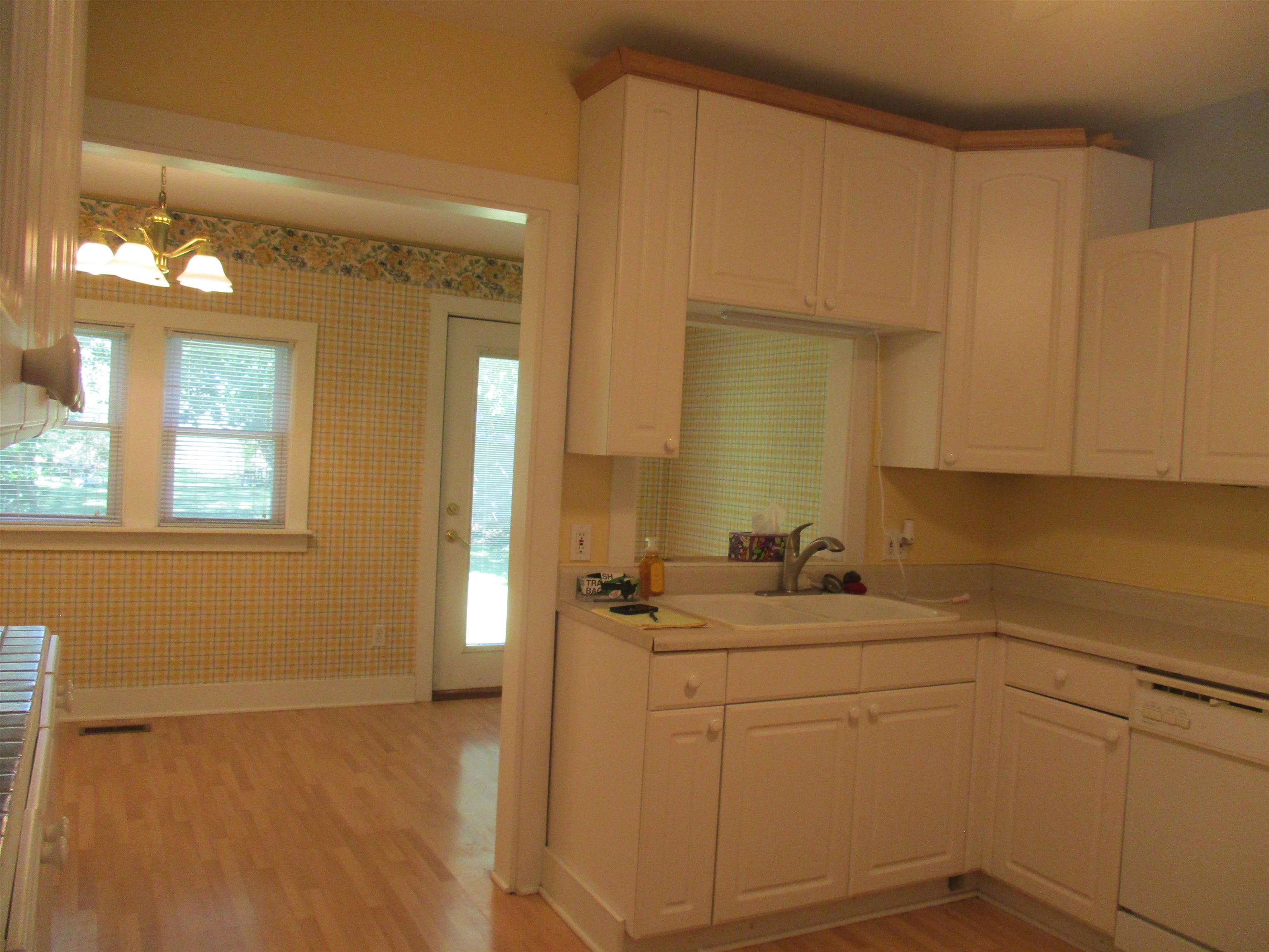 621 Wright Street Property Photo 10