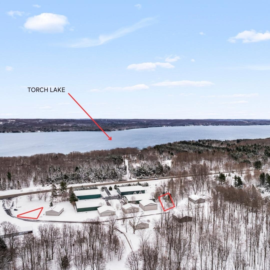 9 Hangar Way Property Photo 18