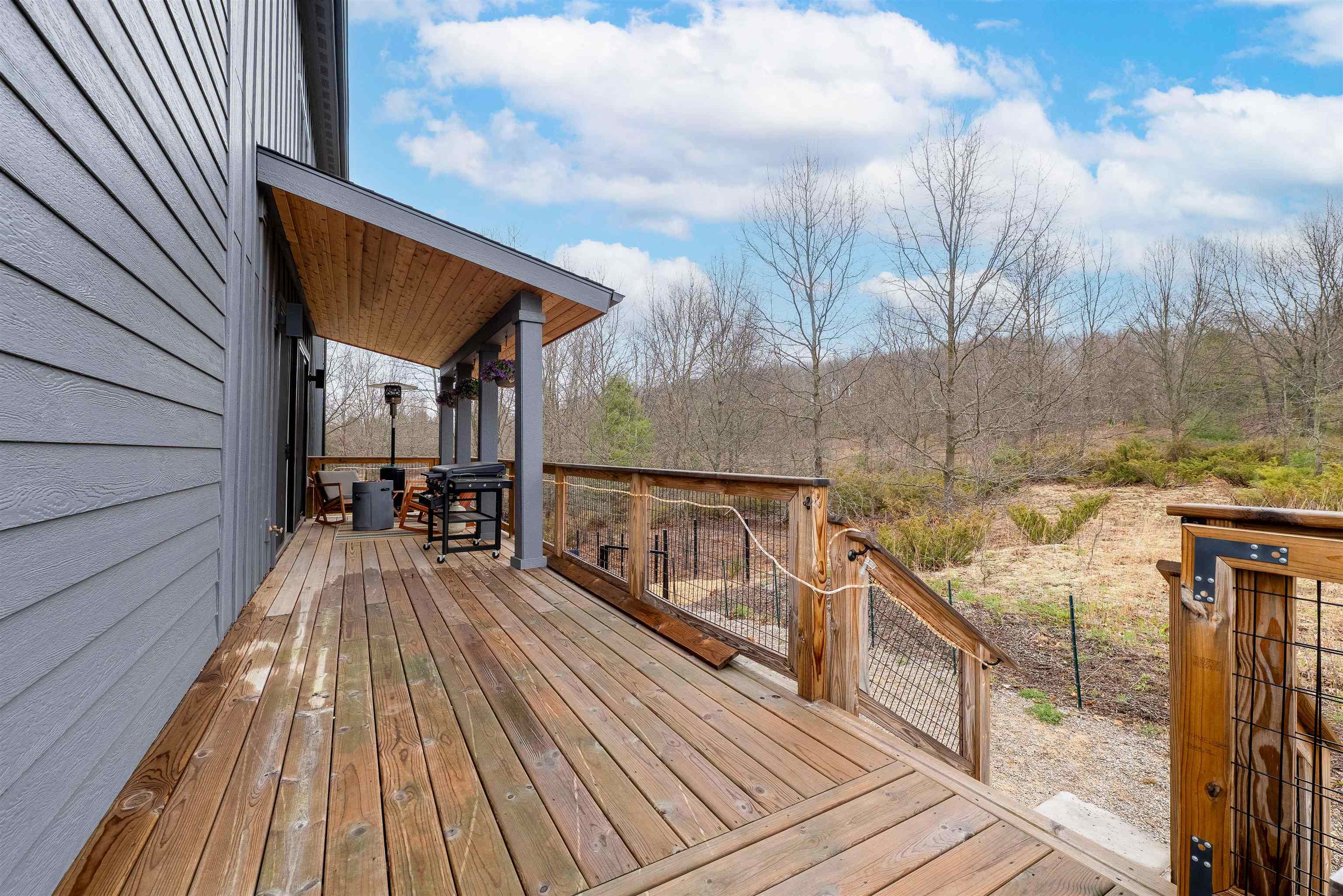 2810 Holiday Village Court Property Photo 7