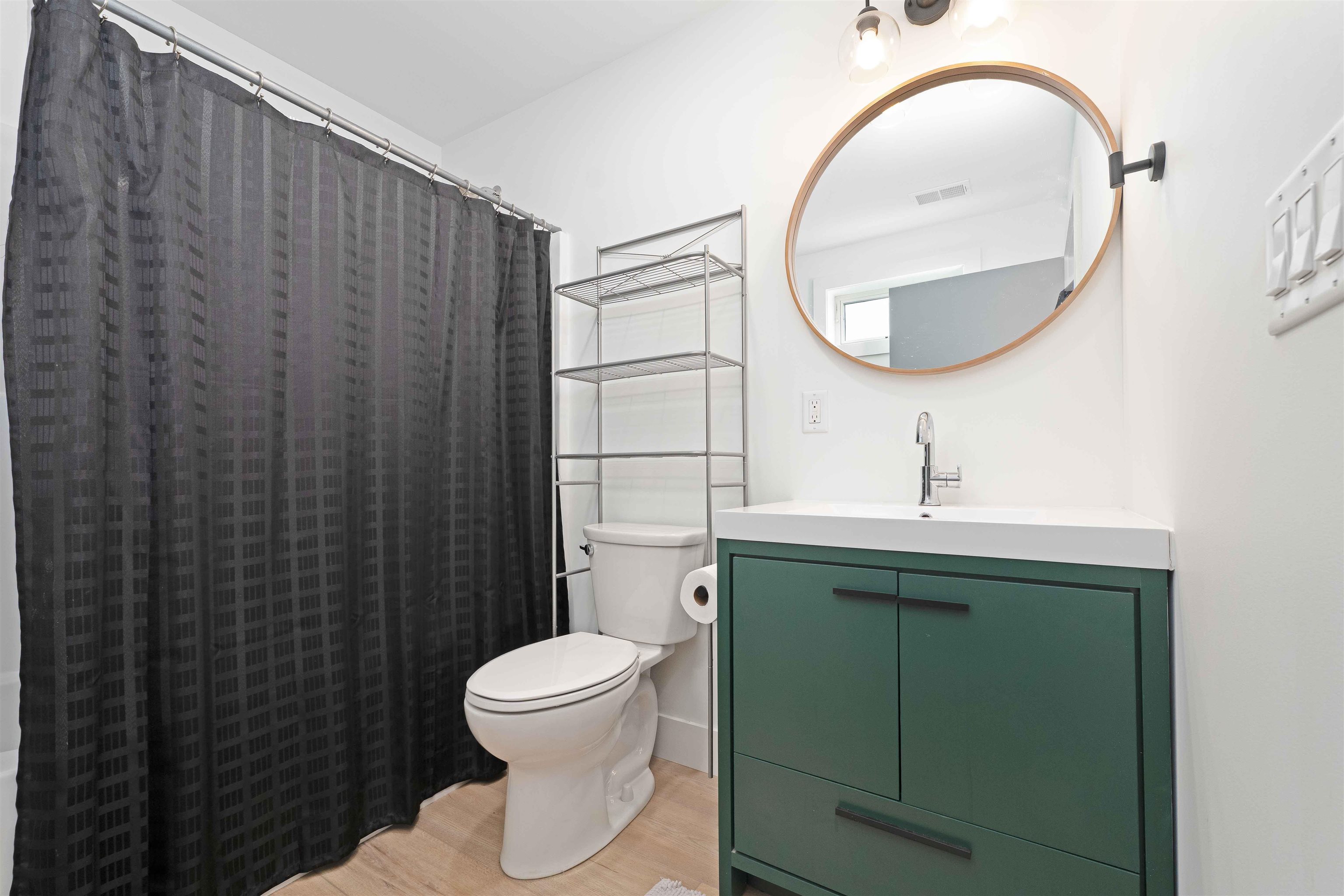 2810 Holiday Village Court Property Photo 20