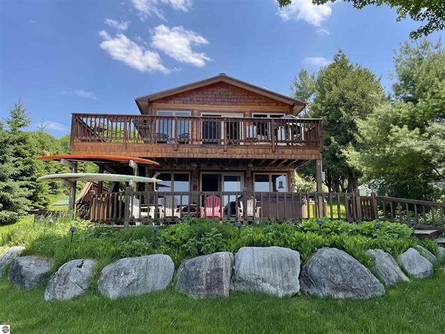 11282 Se Torch Lake Drive Property Photo 1