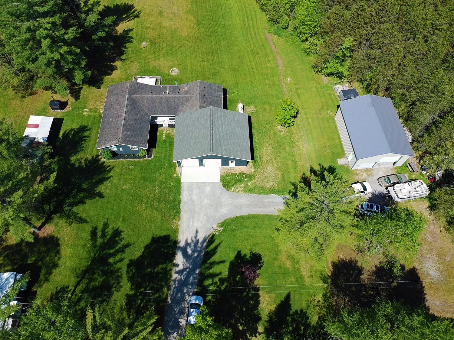 737 Sensabaugh Road Property Photo 3
