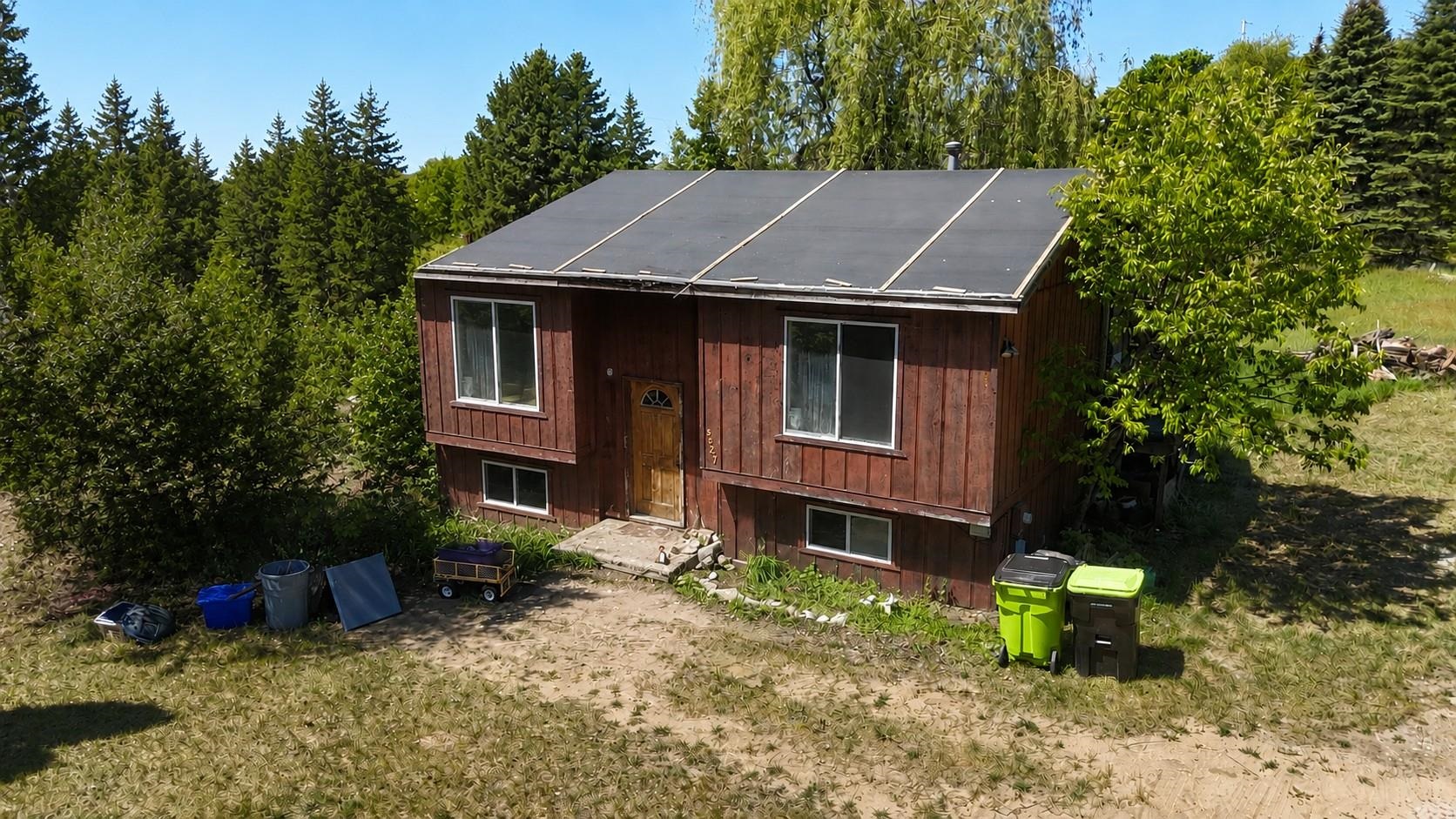 5527 Old Maple Trail Property Photo 1